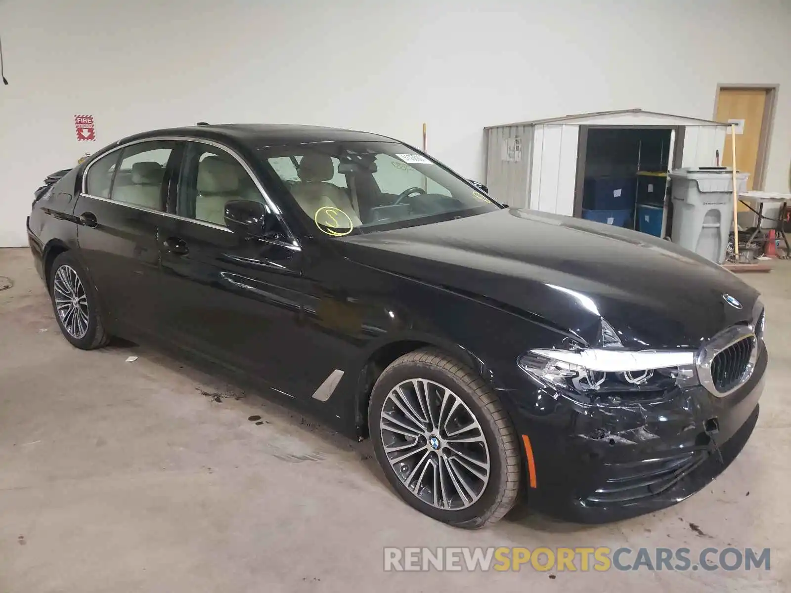 1 Photograph of a damaged car WBAJA7C50KG910434 BMW 5 SERIES 2019