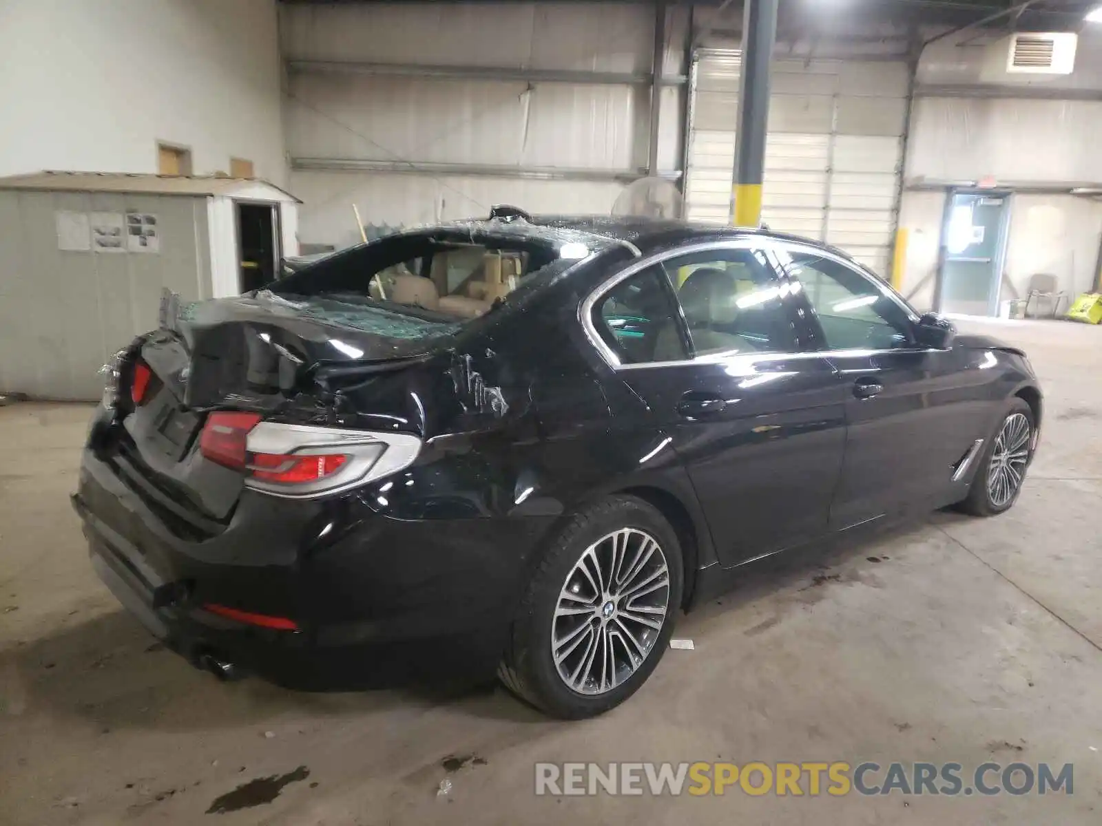 4 Photograph of a damaged car WBAJA7C50KG910434 BMW 5 SERIES 2019