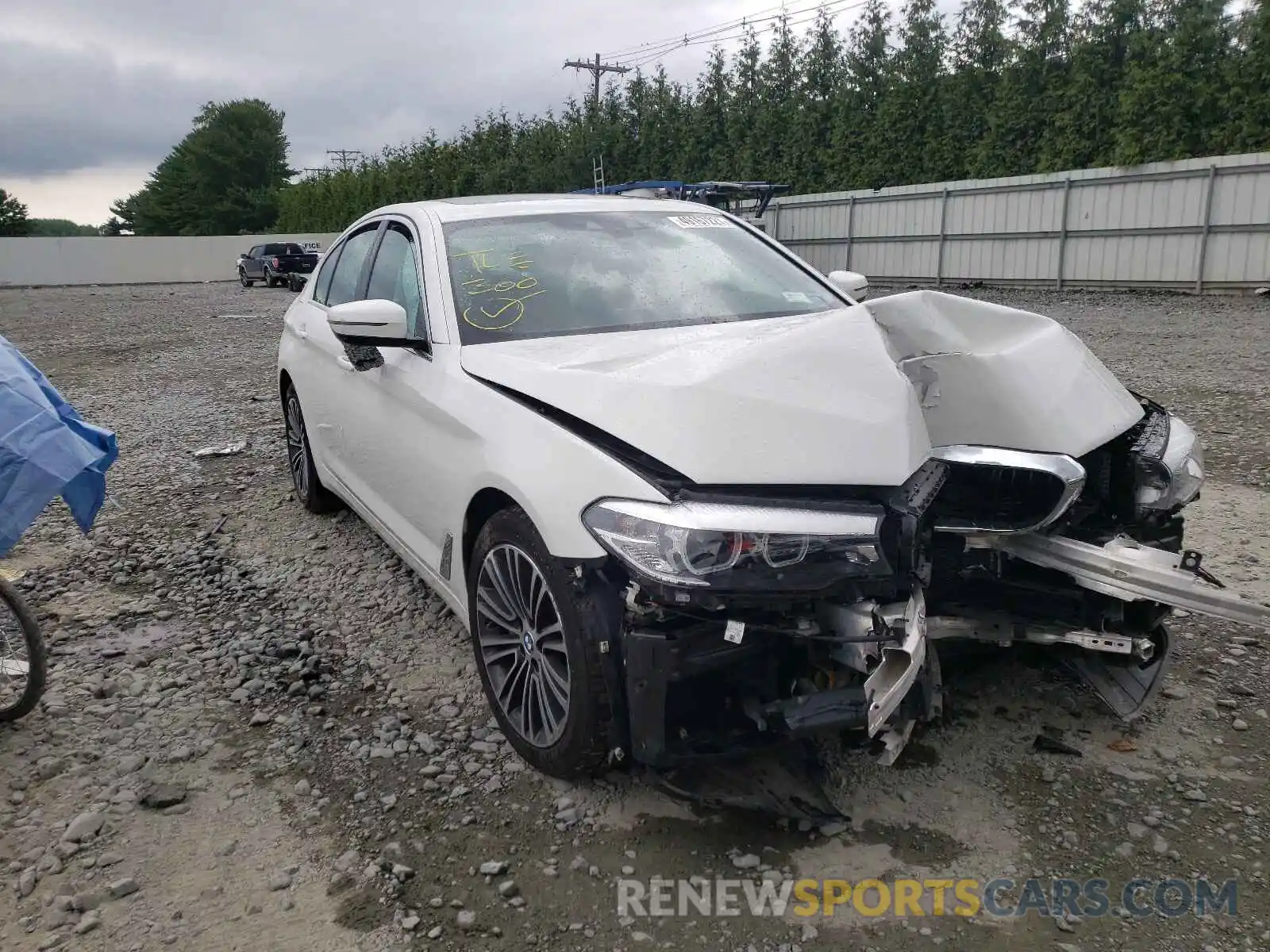 1 Photograph of a damaged car WBAJA7C50KG910501 BMW 5 SERIES 2019