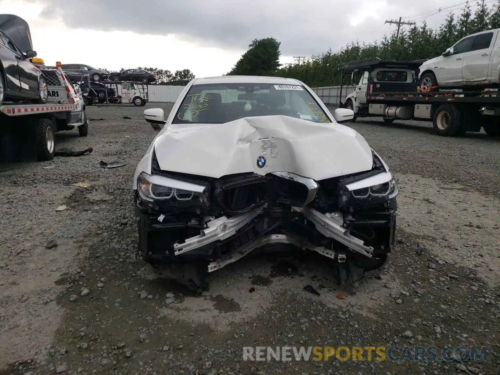 9 Photograph of a damaged car WBAJA7C50KG910501 BMW 5 SERIES 2019