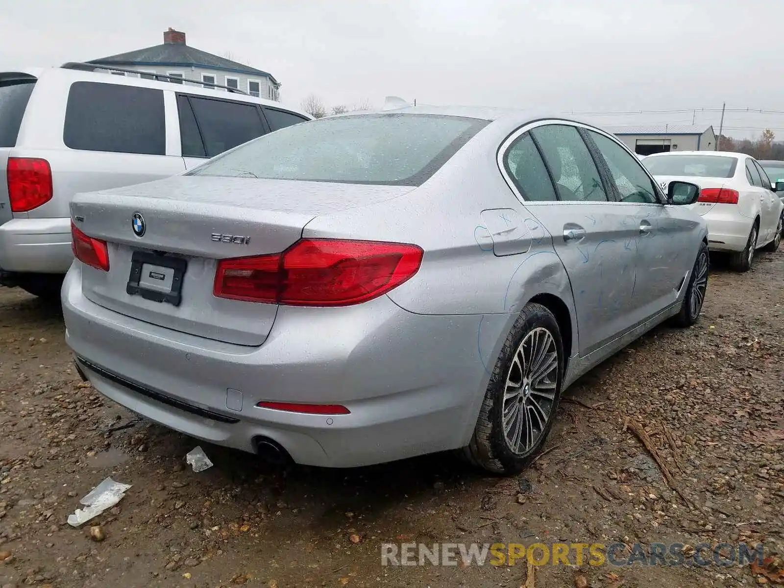 4 Фотография поврежденного автомобиля WBAJA7C50KG910918 BMW 5 SERIES 2019