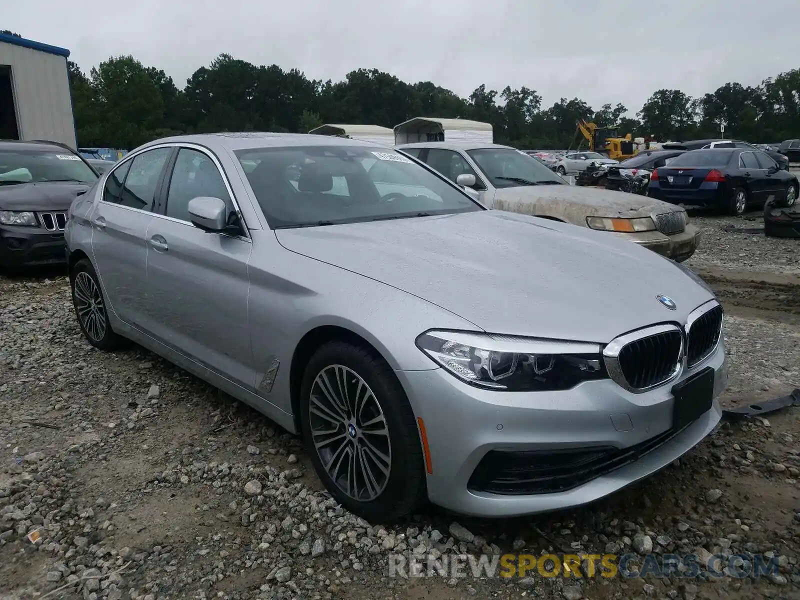 1 Photograph of a damaged car WBAJA7C50KG910921 BMW 5 SERIES 2019