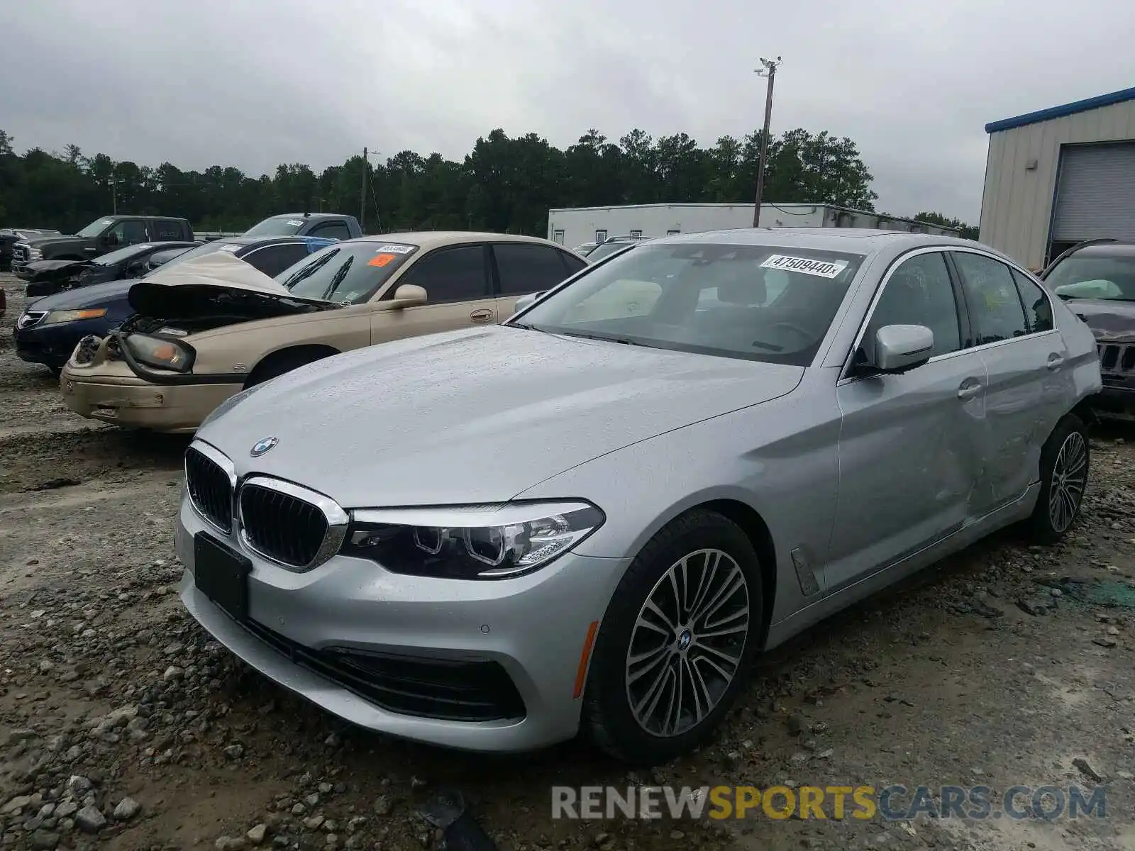 2 Photograph of a damaged car WBAJA7C50KG910921 BMW 5 SERIES 2019