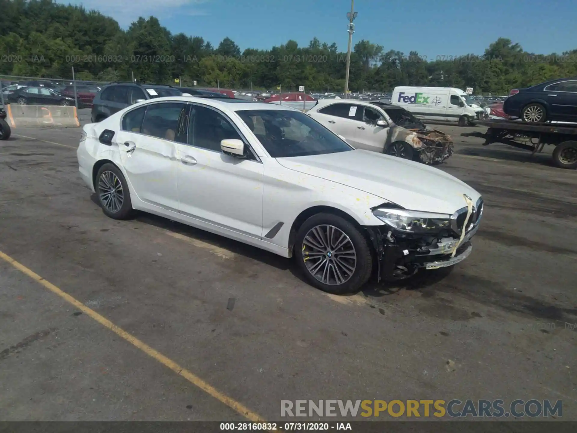 1 Photograph of a damaged car WBAJA7C50KWC78169 BMW 5 SERIES 2019