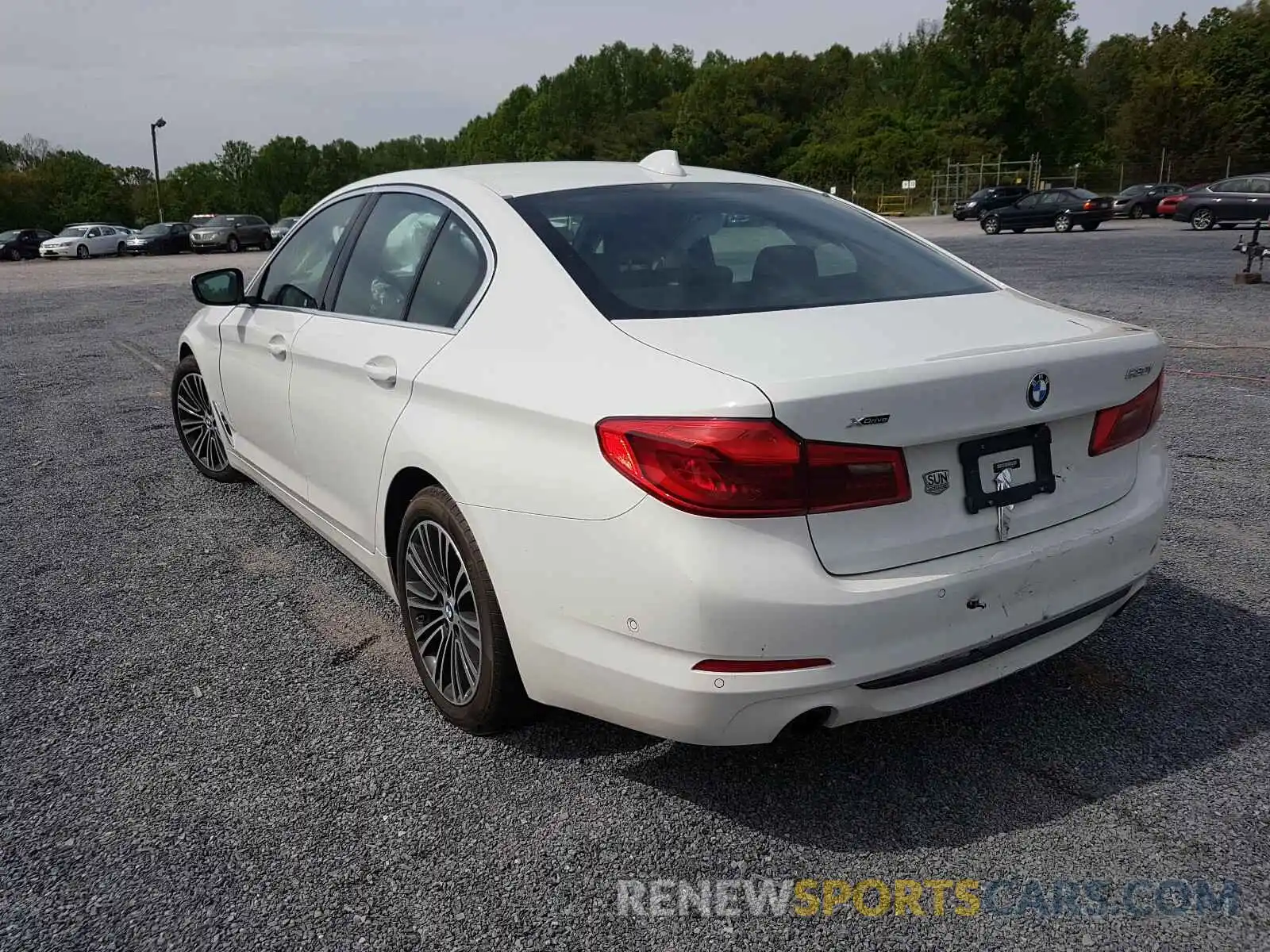 3 Photograph of a damaged car WBAJA7C50KWW00483 BMW 5 SERIES 2019