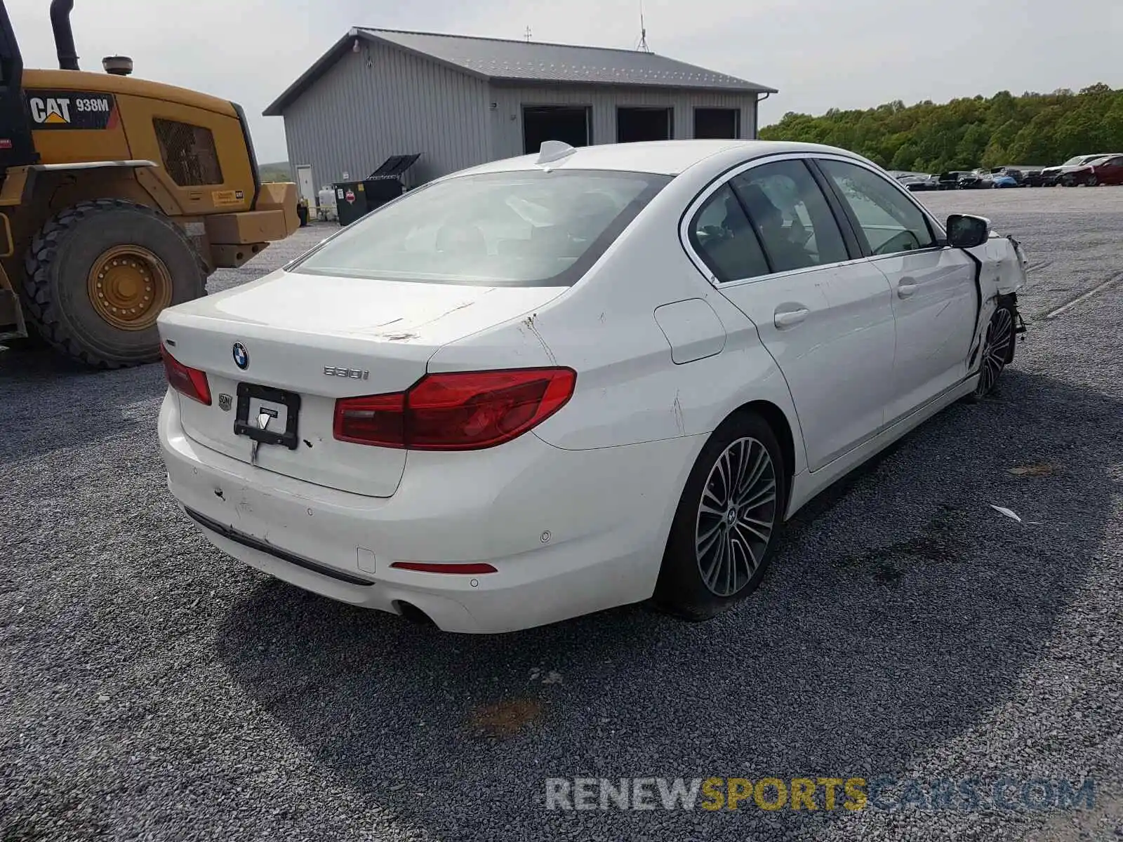 4 Photograph of a damaged car WBAJA7C50KWW00483 BMW 5 SERIES 2019