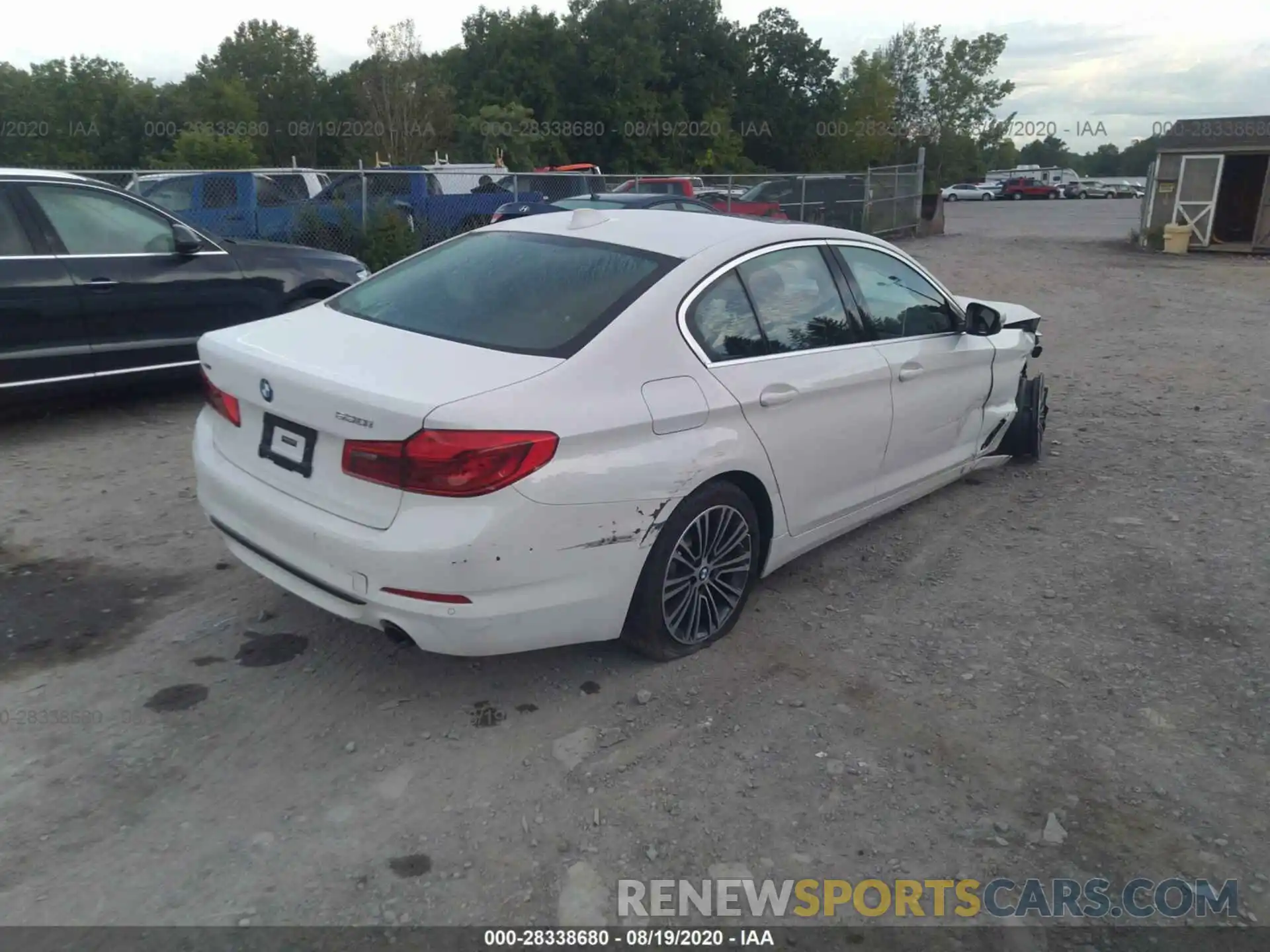 4 Photograph of a damaged car WBAJA7C50KWW17896 BMW 5 SERIES 2019