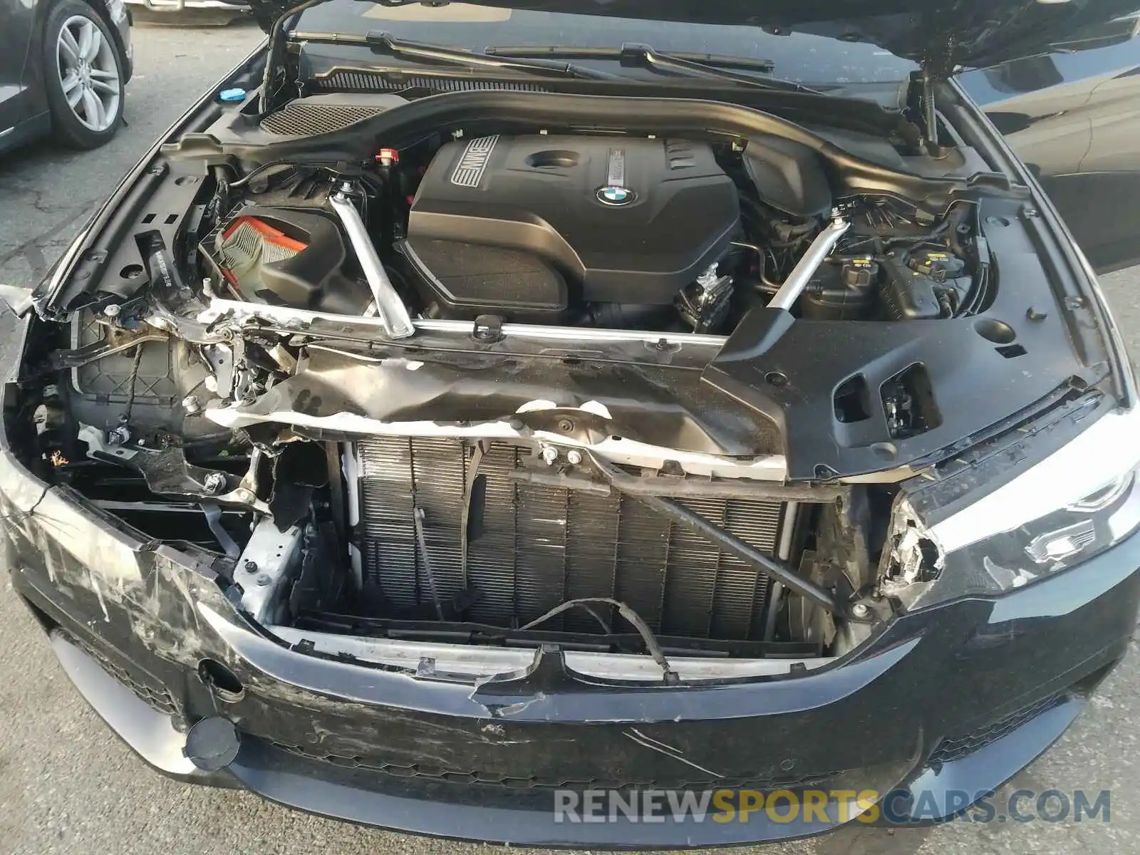 7 Фотография поврежденного автомобиля WBAJA7C51KG911835 BMW 5 SERIES 2019