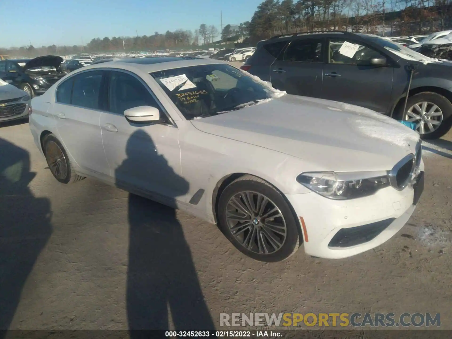 1 Photograph of a damaged car WBAJA7C51KG911897 BMW 5 SERIES 2019