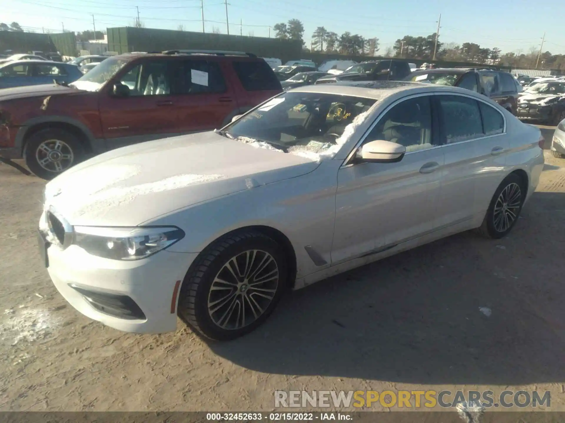 2 Photograph of a damaged car WBAJA7C51KG911897 BMW 5 SERIES 2019