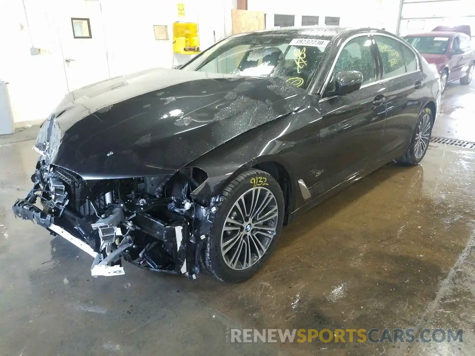 2 Photograph of a damaged car WBAJA7C51KWW07751 BMW 5 SERIES 2019
