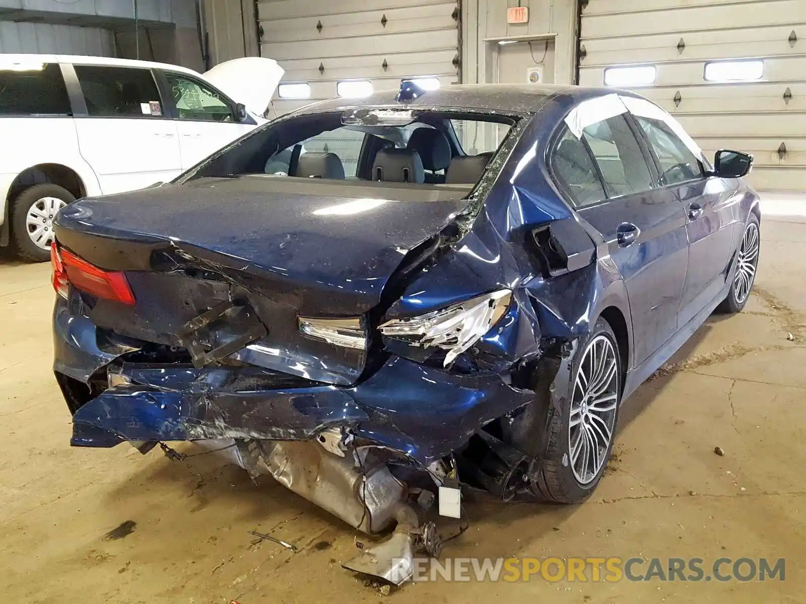 4 Photograph of a damaged car WBAJA7C51KWW09872 BMW 5 SERIES 2019