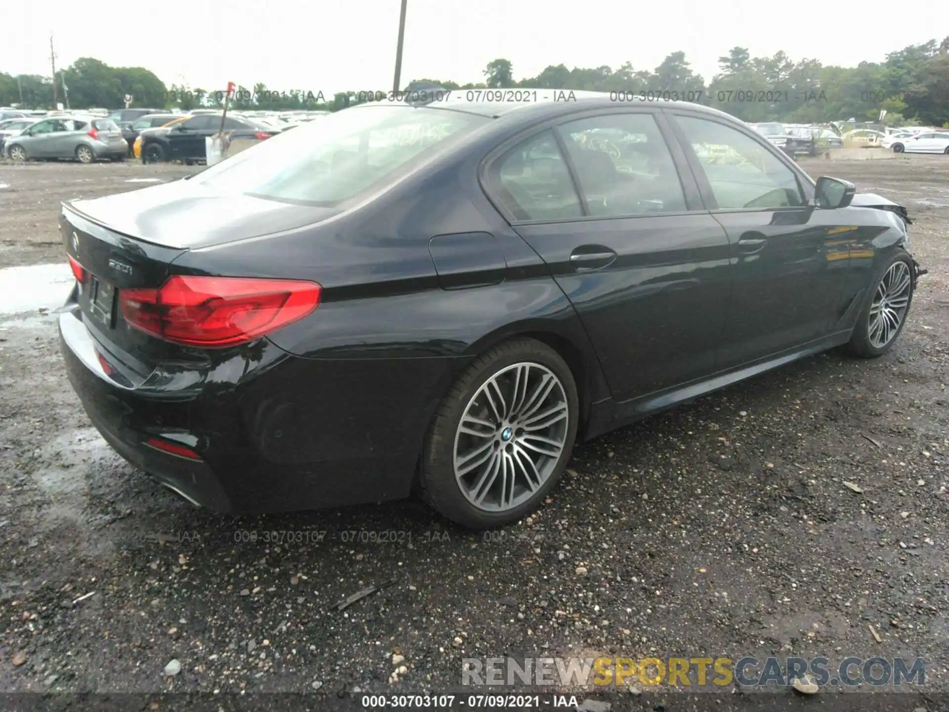 4 Фотография поврежденного автомобиля WBAJA7C51KWW10228 BMW 5 SERIES 2019