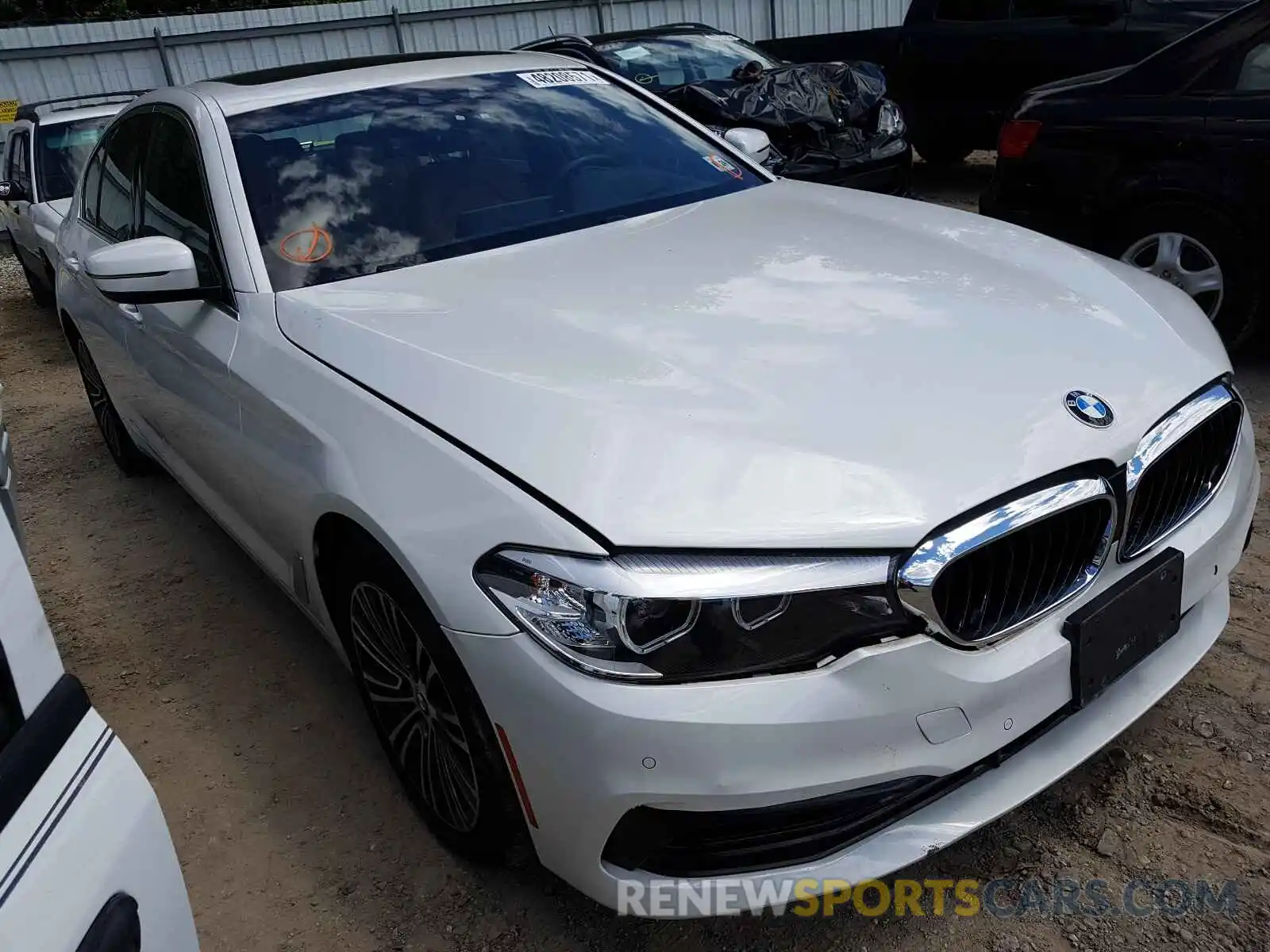 1 Photograph of a damaged car WBAJA7C51KWW11346 BMW 5 SERIES 2019