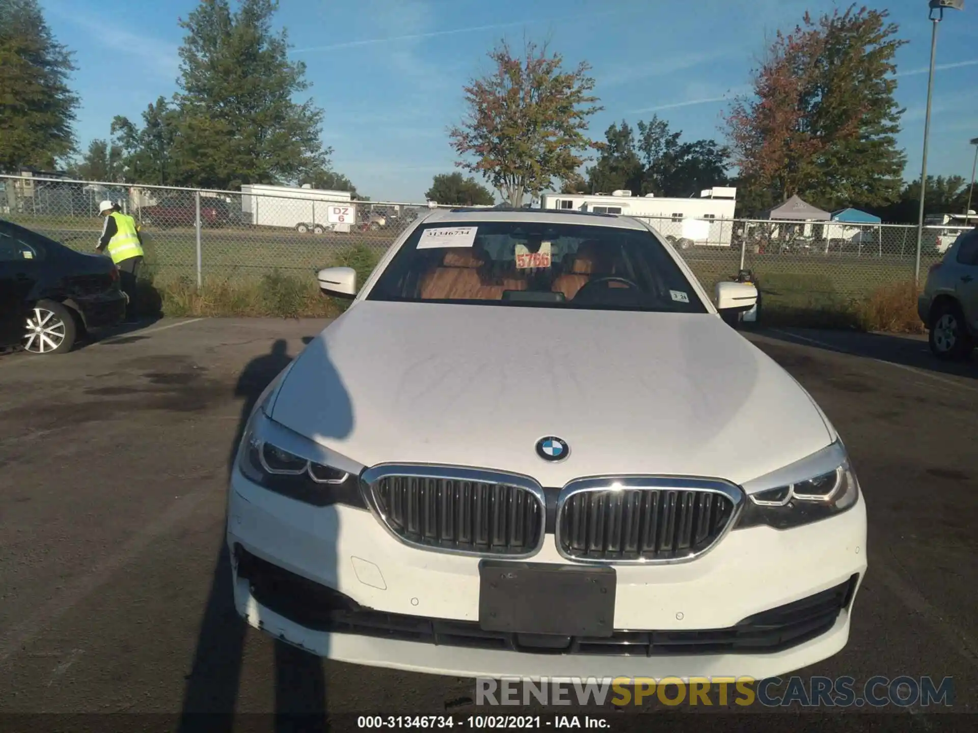 6 Photograph of a damaged car WBAJA7C51KWW22489 BMW 5 SERIES 2019