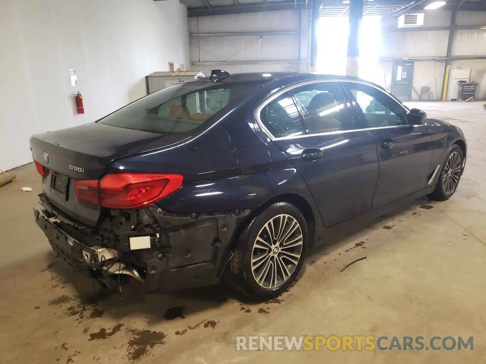 4 Photograph of a damaged car WBAJA7C51KWW28177 BMW 5 SERIES 2019