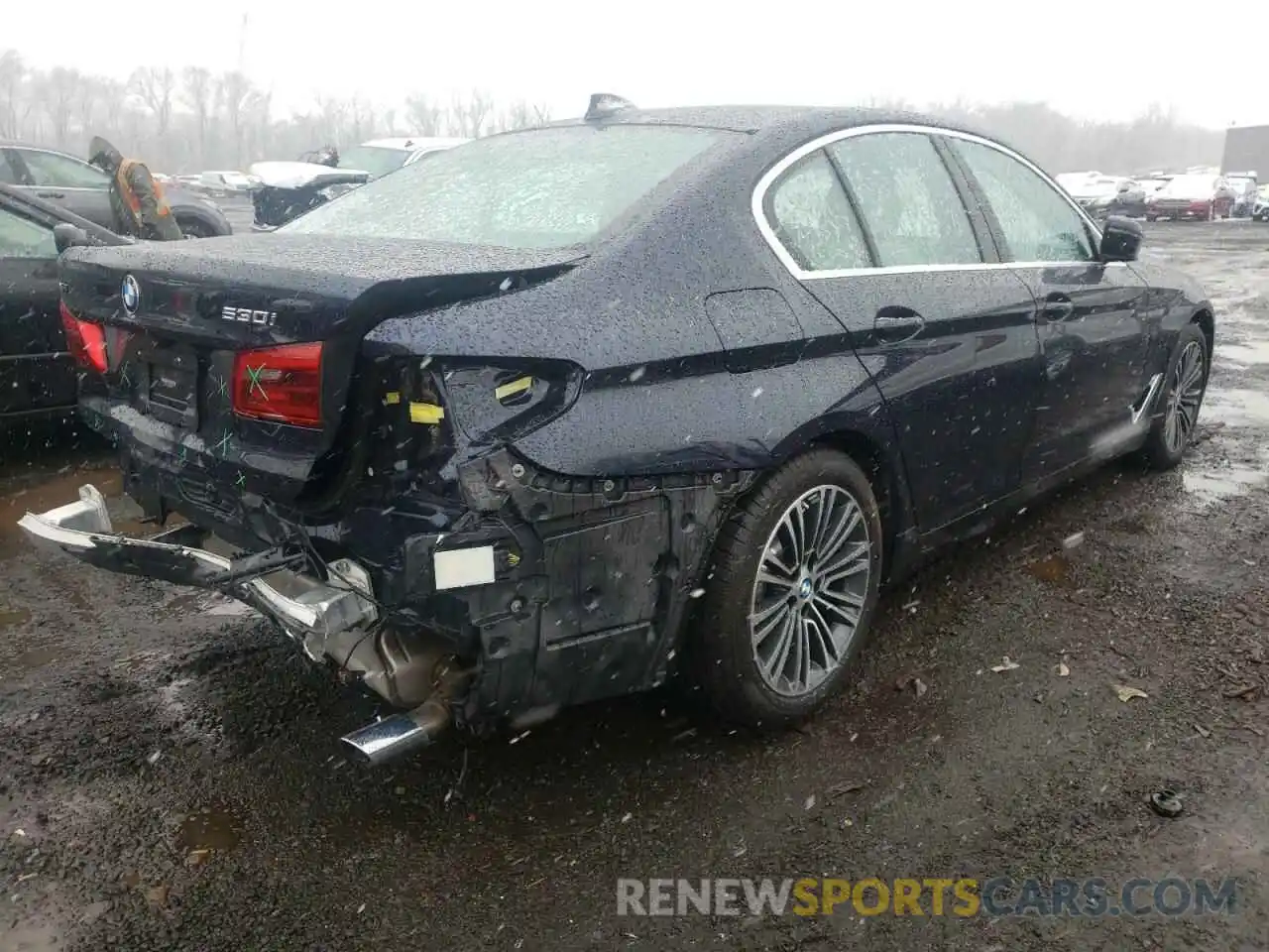 4 Photograph of a damaged car WBAJA7C52KG909754 BMW 5 SERIES 2019