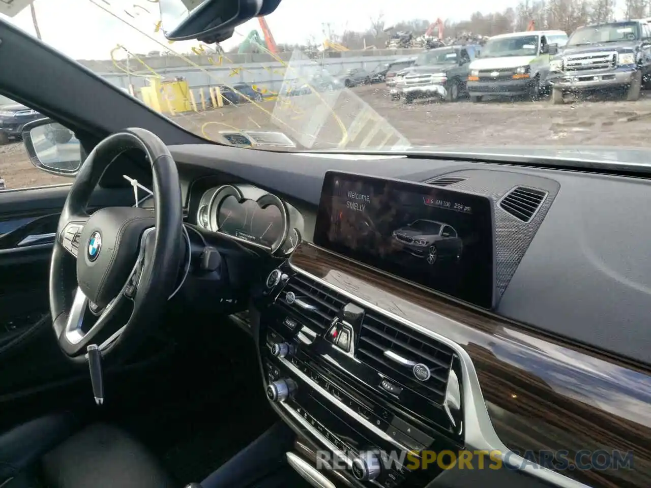 9 Фотография поврежденного автомобиля WBAJA7C52KG912461 BMW 5 SERIES 2019