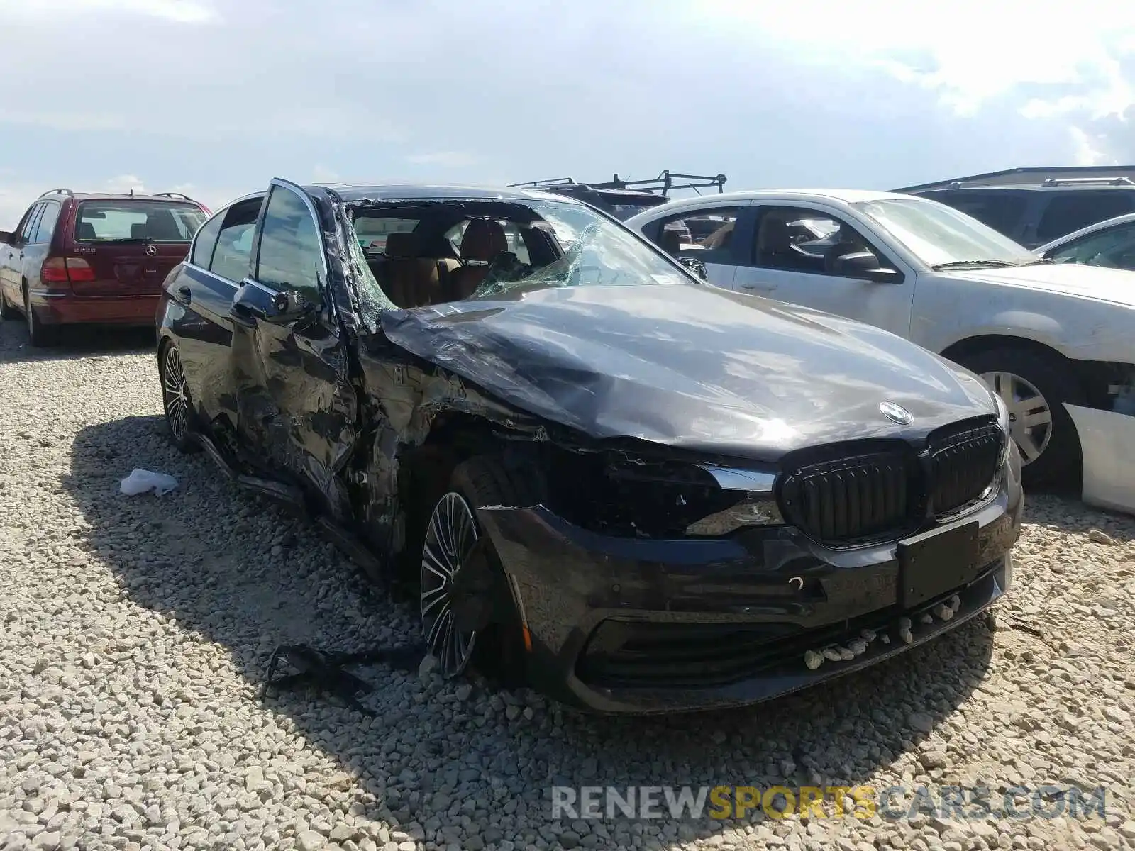 1 Photograph of a damaged car WBAJA7C52KG912542 BMW 5 SERIES 2019