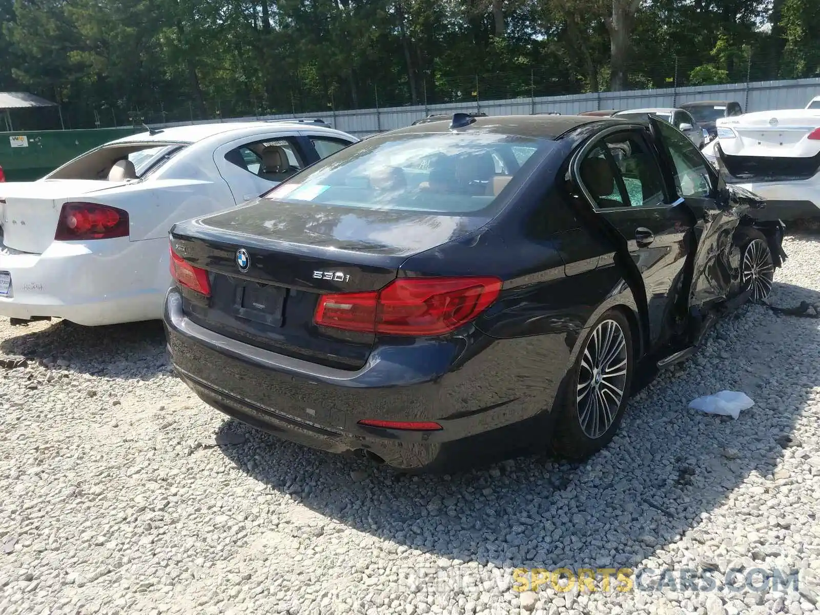 4 Photograph of a damaged car WBAJA7C52KG912542 BMW 5 SERIES 2019