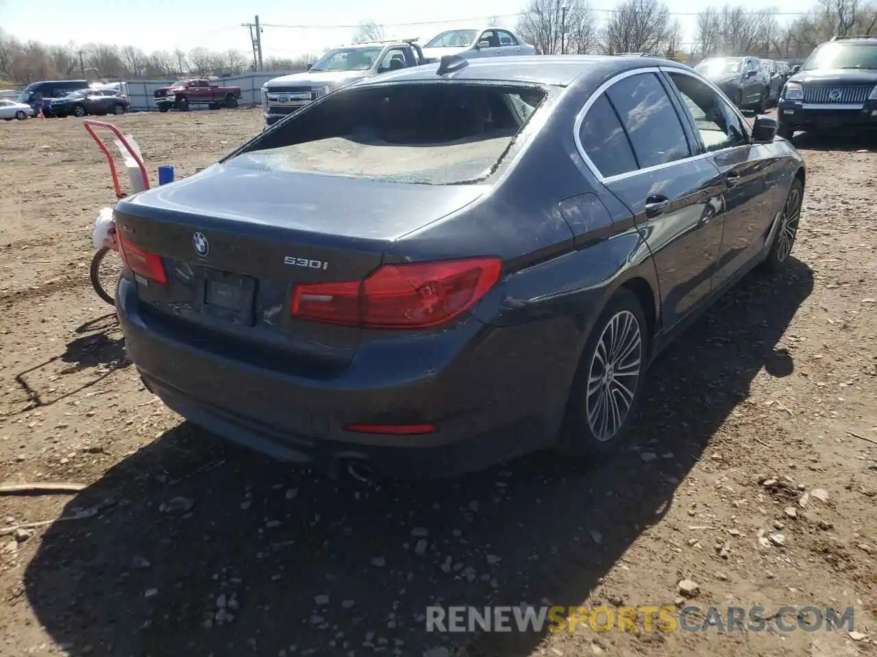 4 Фотография поврежденного автомобиля WBAJA7C52KWW02350 BMW 5 SERIES 2019