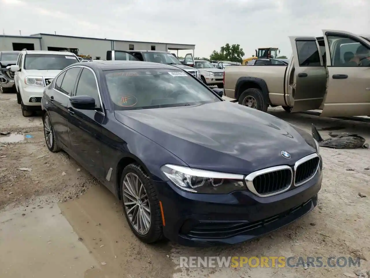 1 Photograph of a damaged car WBAJA7C52KWW04955 BMW 5 SERIES 2019