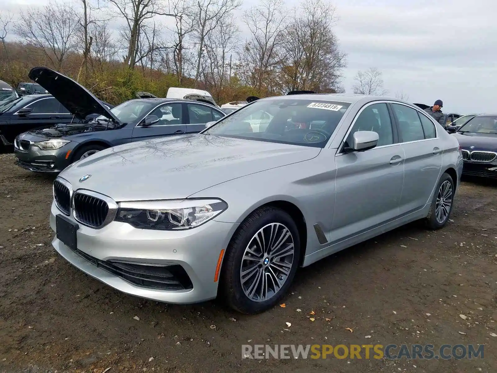 2 Photograph of a damaged car WBAJA7C52KWW19584 BMW 5 SERIES 2019