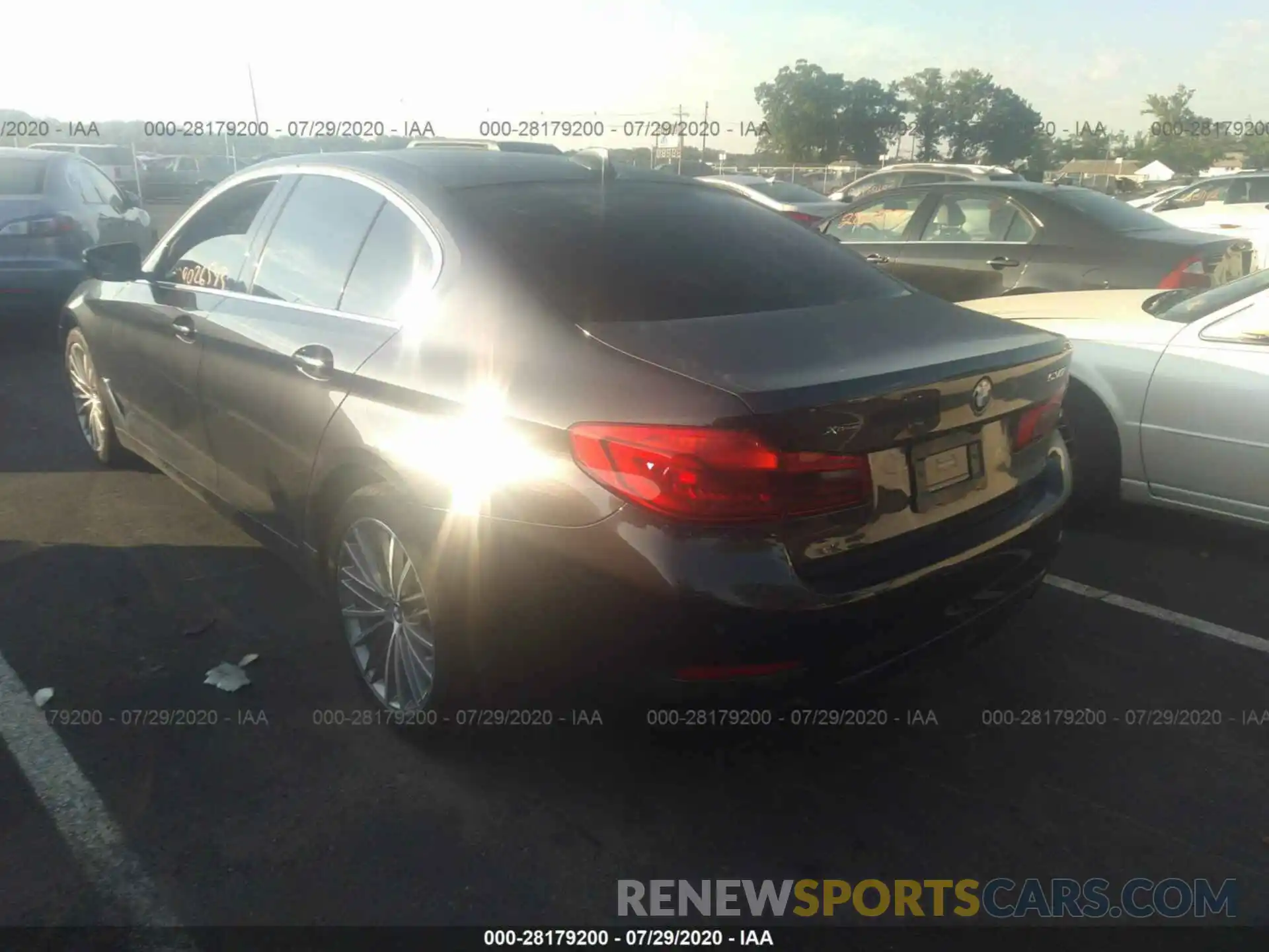 3 Photograph of a damaged car WBAJA7C52KWW30388 BMW 5 SERIES 2019