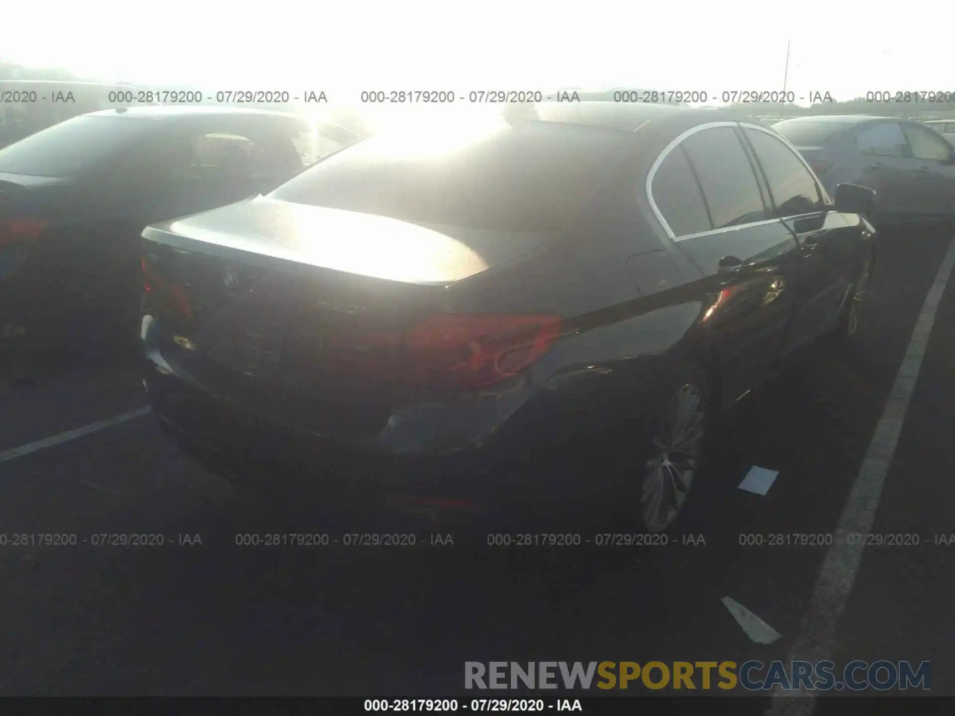 4 Photograph of a damaged car WBAJA7C52KWW30388 BMW 5 SERIES 2019