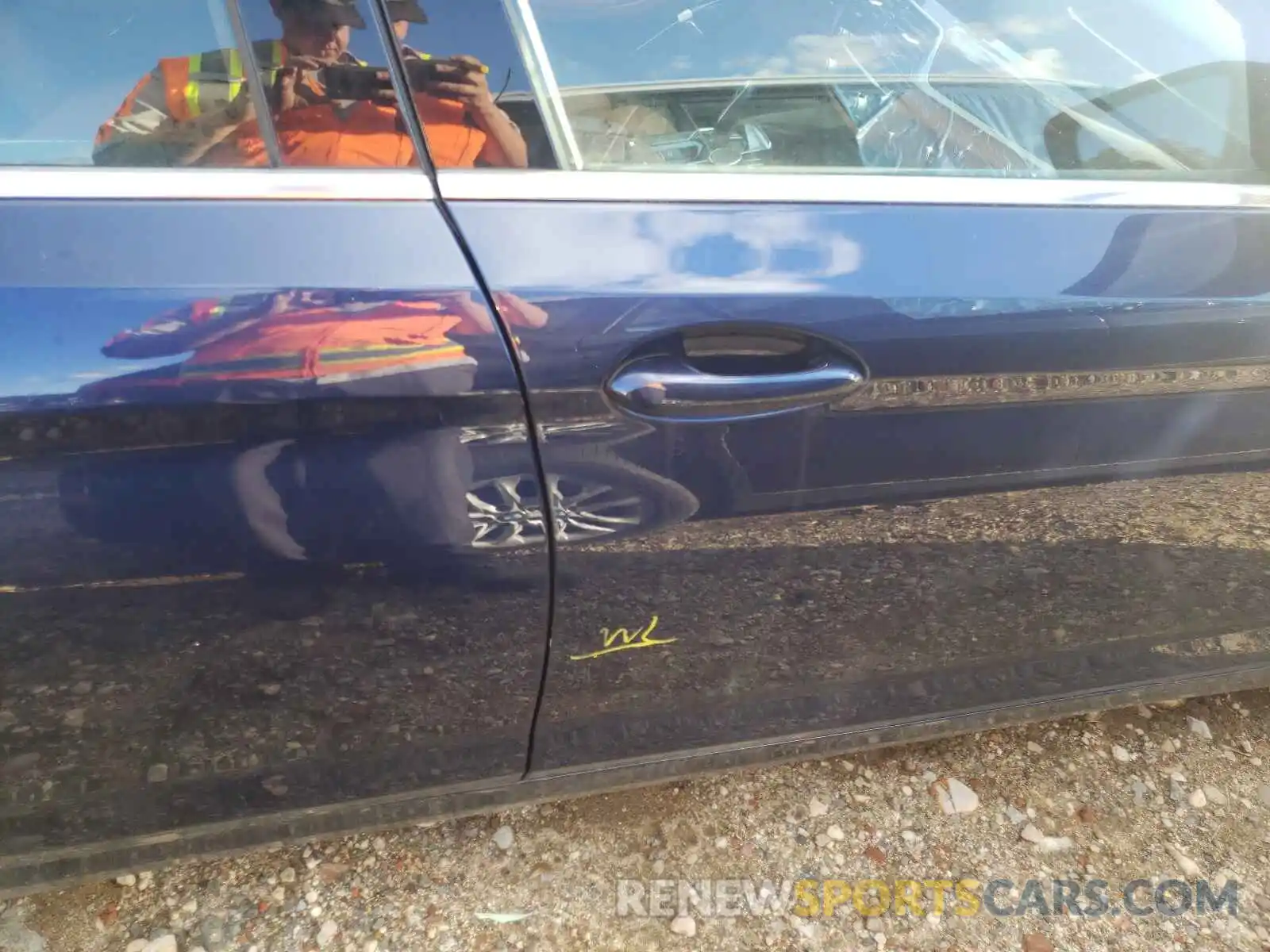 9 Photograph of a damaged car WBAJA7C52KWW39947 BMW 5 SERIES 2019