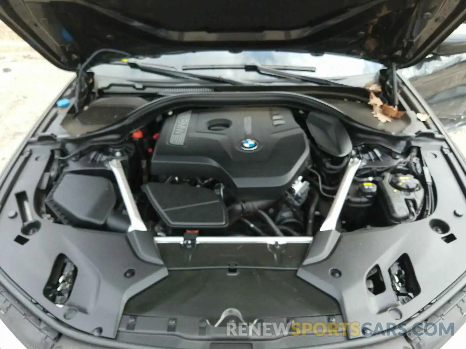 7 Фотография поврежденного автомобиля WBAJA7C52KWW41648 BMW 5 SERIES 2019