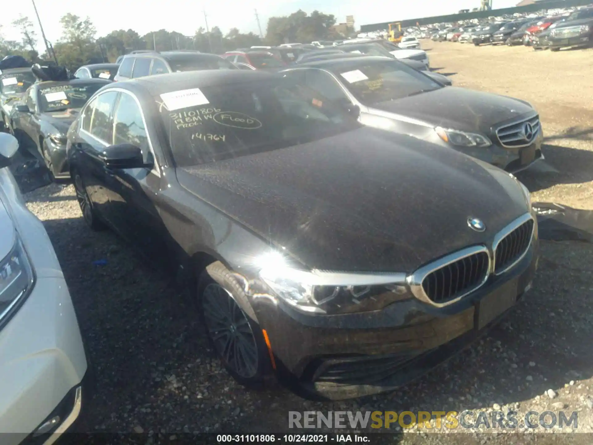 1 Photograph of a damaged car WBAJA7C53KG910430 BMW 5 SERIES 2019