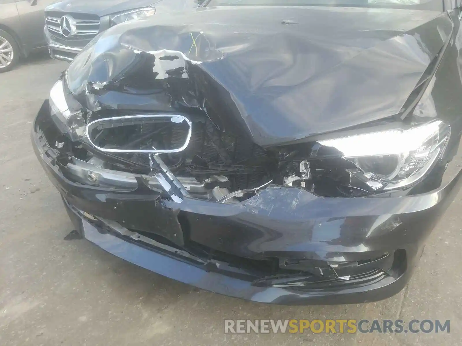 9 Photograph of a damaged car WBAJA7C53KG911741 BMW 5 SERIES 2019