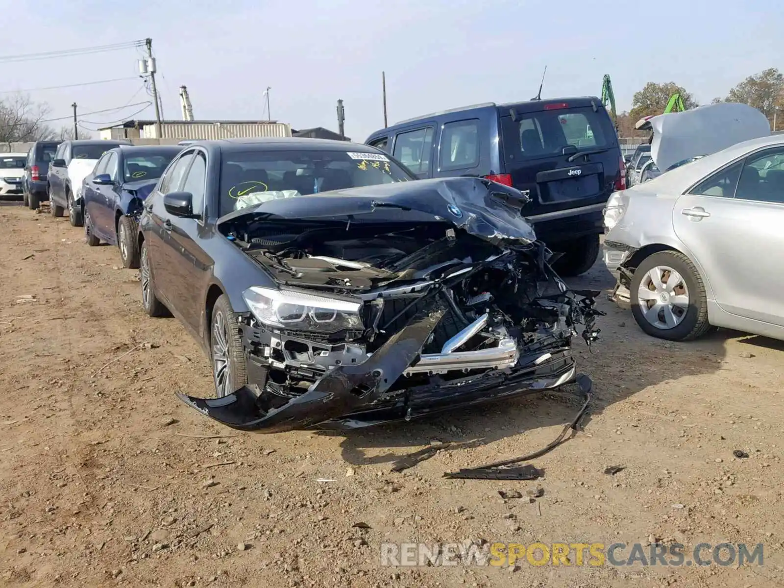 1 Фотография поврежденного автомобиля WBAJA7C53KG912159 BMW 5 SERIES 2019