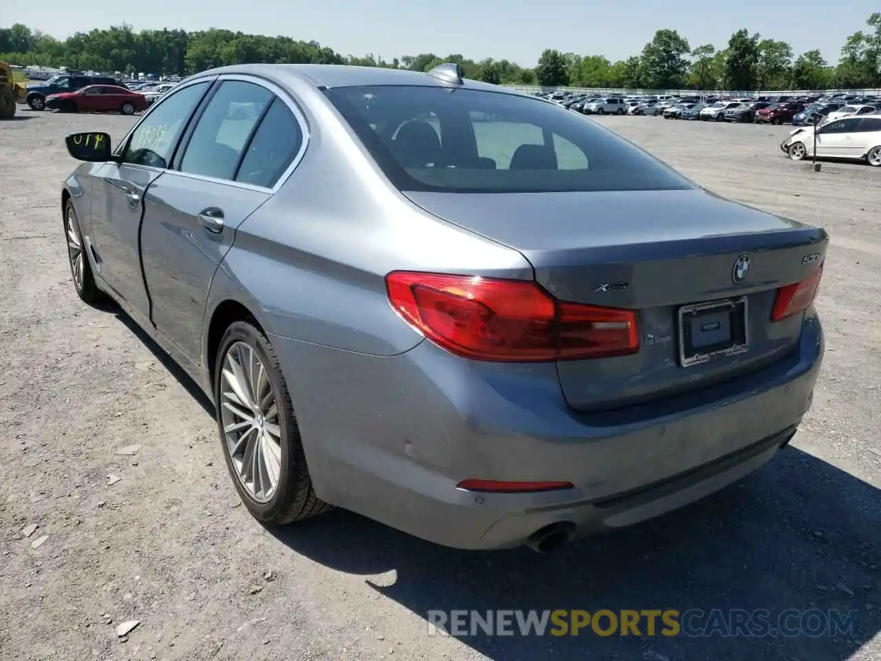 3 Photograph of a damaged car WBAJA7C53KWC77968 BMW 5 SERIES 2019