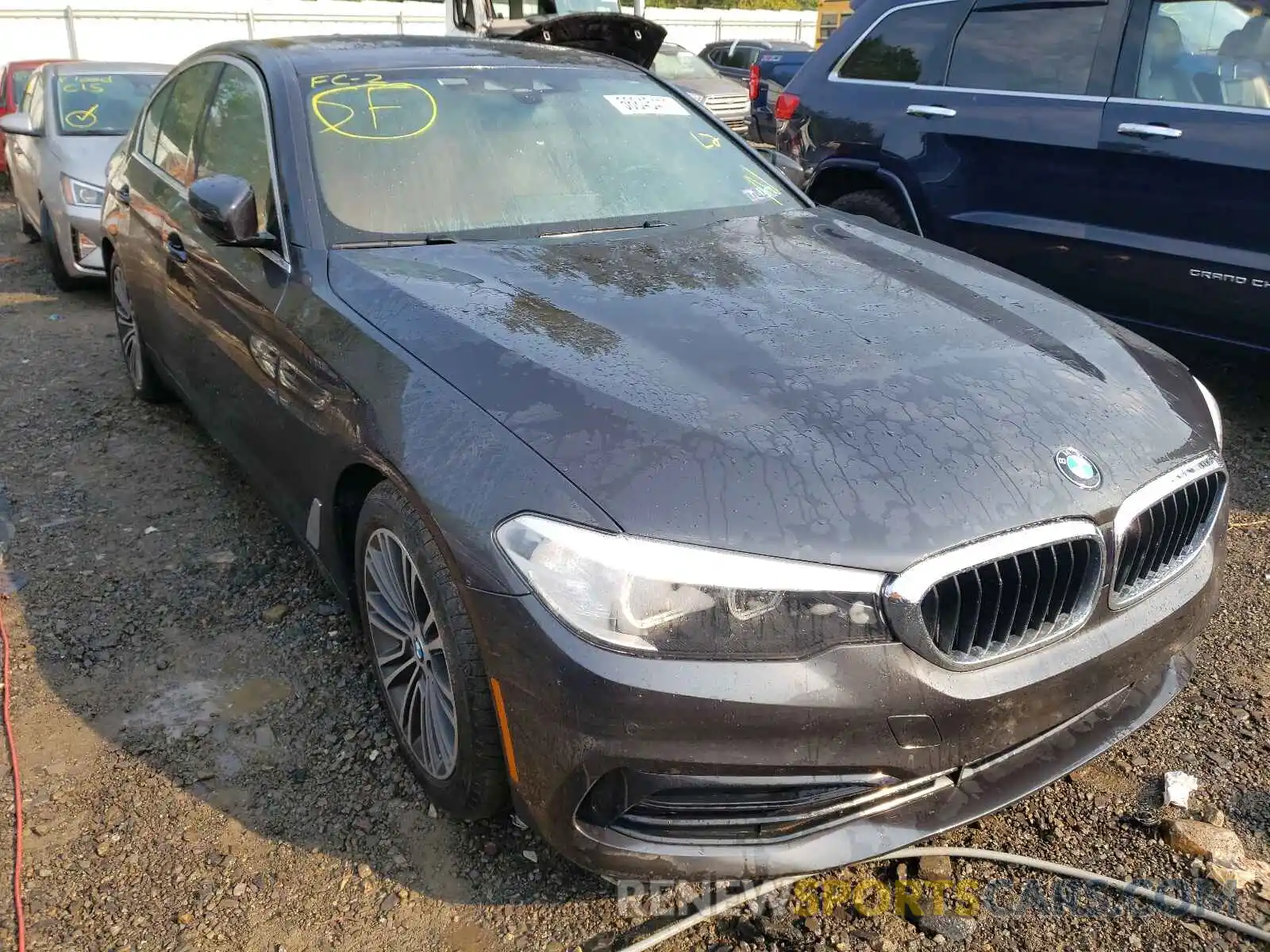 1 Photograph of a damaged car WBAJA7C53KWW07282 BMW 5 SERIES 2019