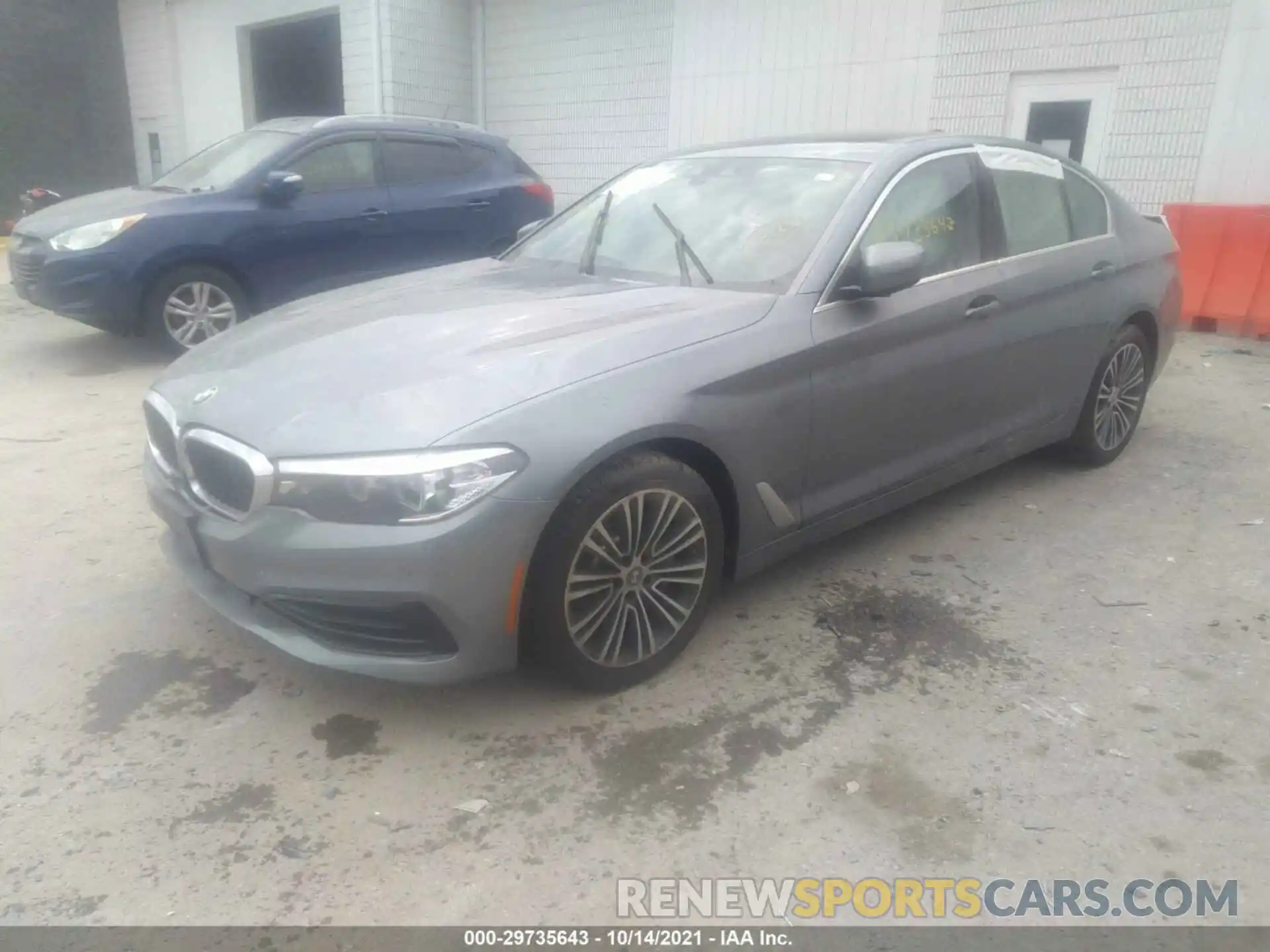 2 Photograph of a damaged car WBAJA7C53KWW13518 BMW 5 SERIES 2019