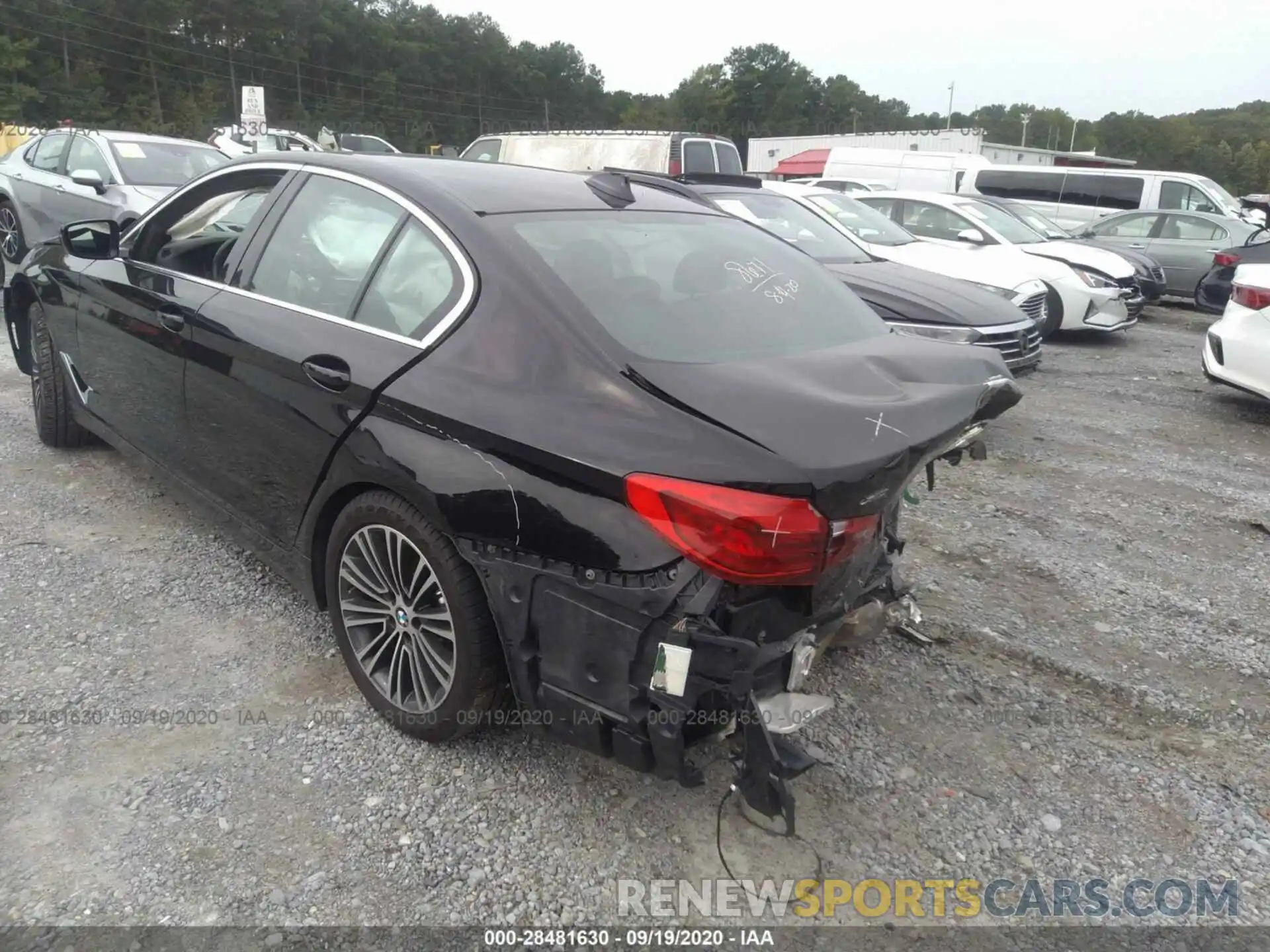 3 Photograph of a damaged car WBAJA7C53KWW18671 BMW 5 SERIES 2019