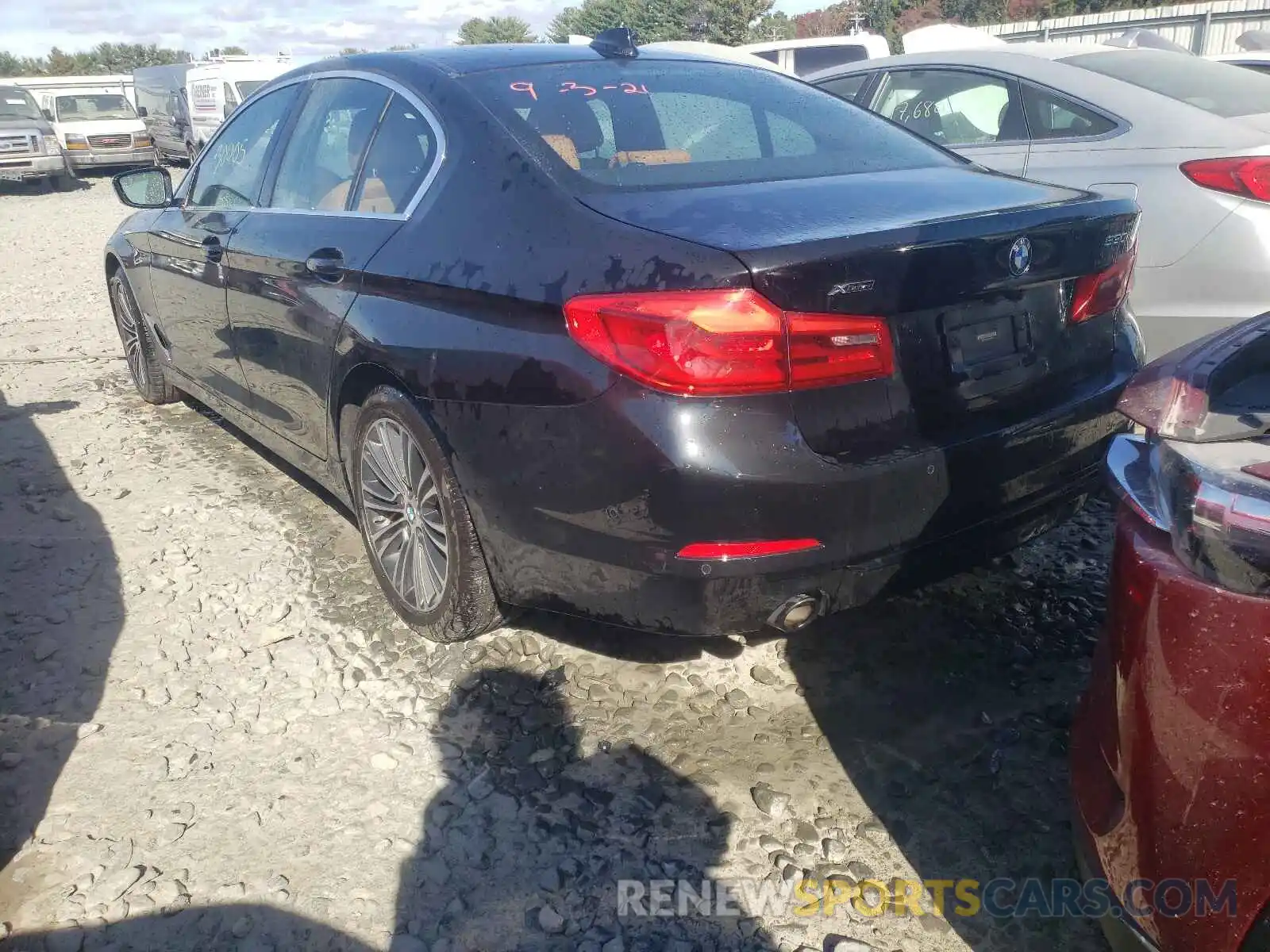 3 Photograph of a damaged car WBAJA7C53KWW25684 BMW 5 SERIES 2019