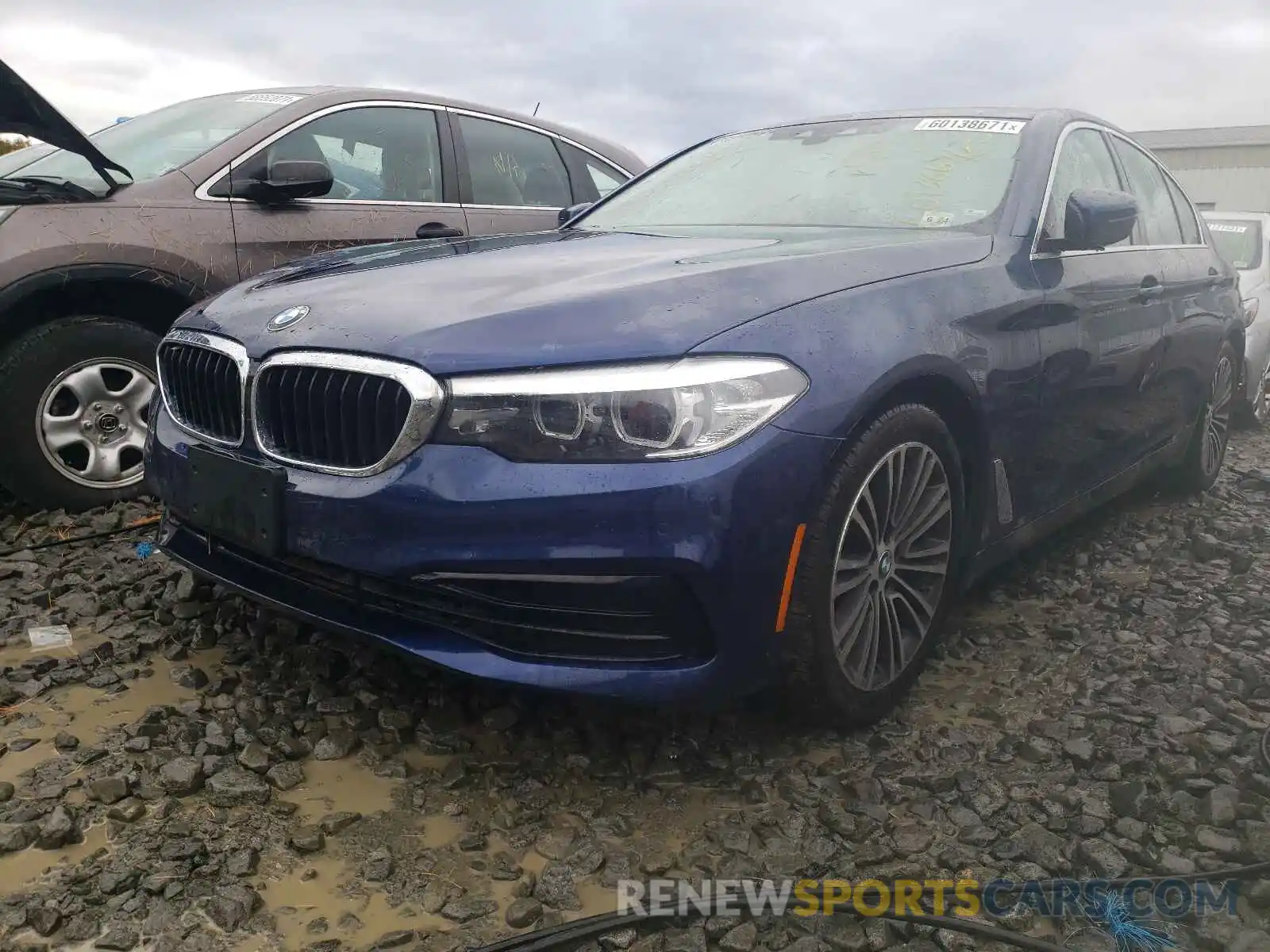 2 Photograph of a damaged car WBAJA7C53KWW46907 BMW 5 SERIES 2019