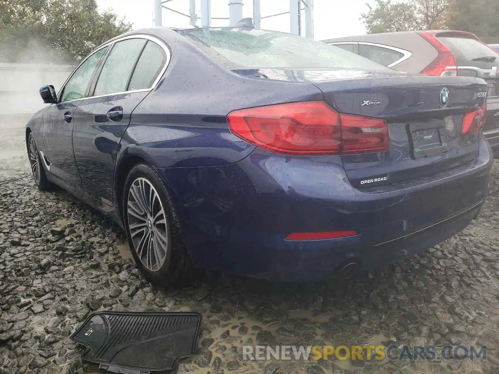 3 Photograph of a damaged car WBAJA7C53KWW46907 BMW 5 SERIES 2019