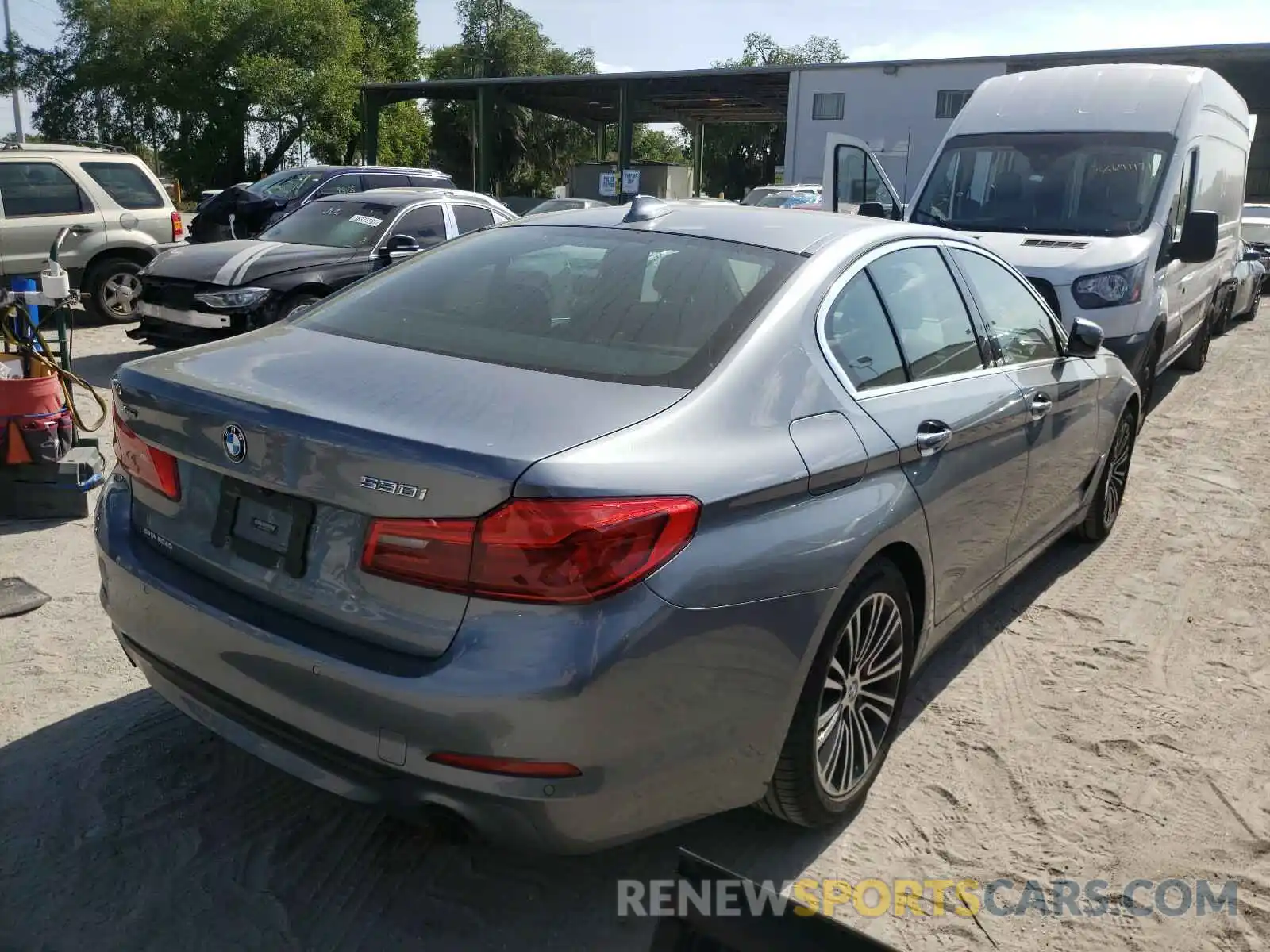4 Фотография поврежденного автомобиля WBAJA7C54KG911604 BMW 5 SERIES 2019