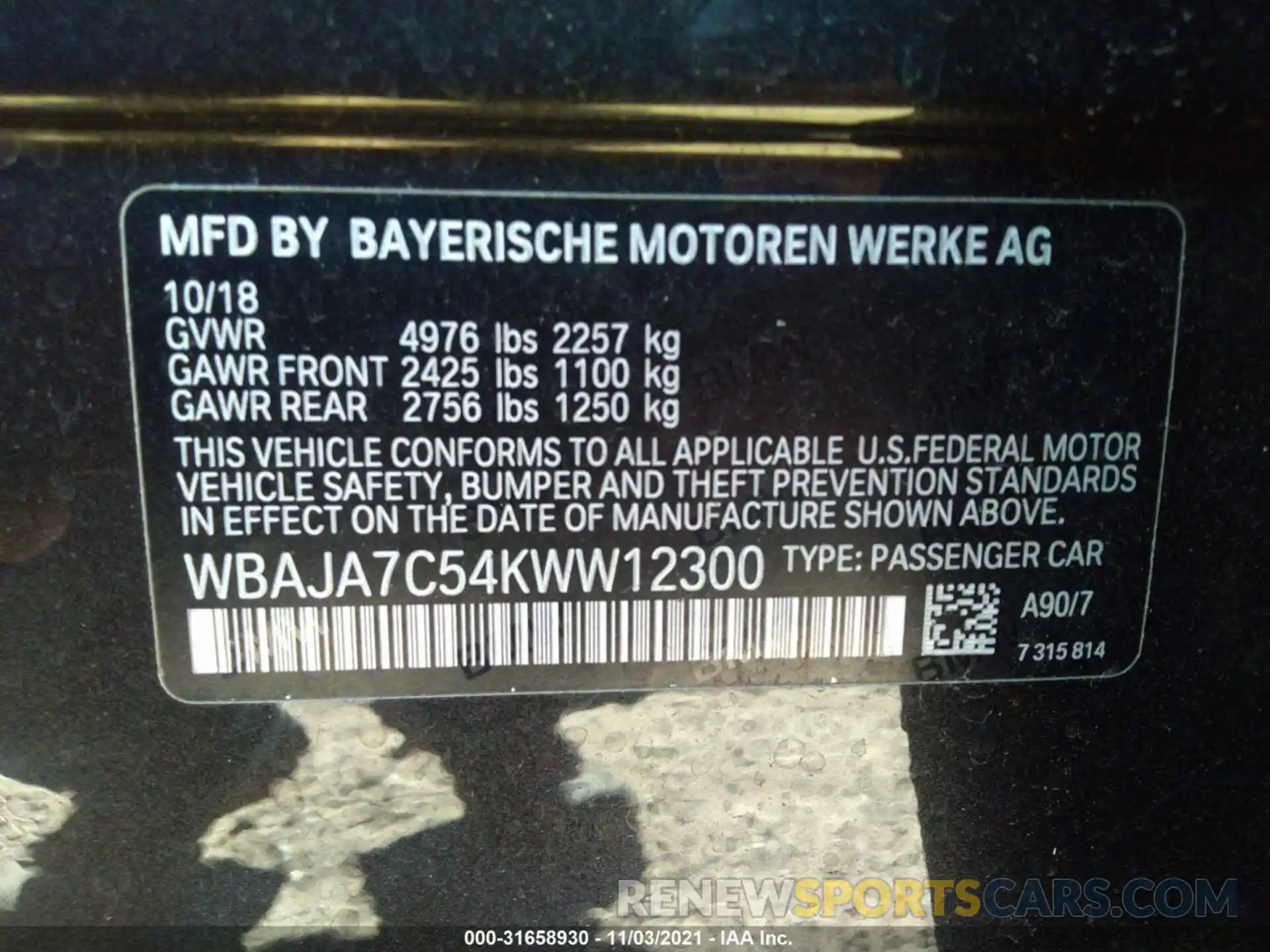 9 Фотография поврежденного автомобиля WBAJA7C54KWW12300 BMW 5 SERIES 2019