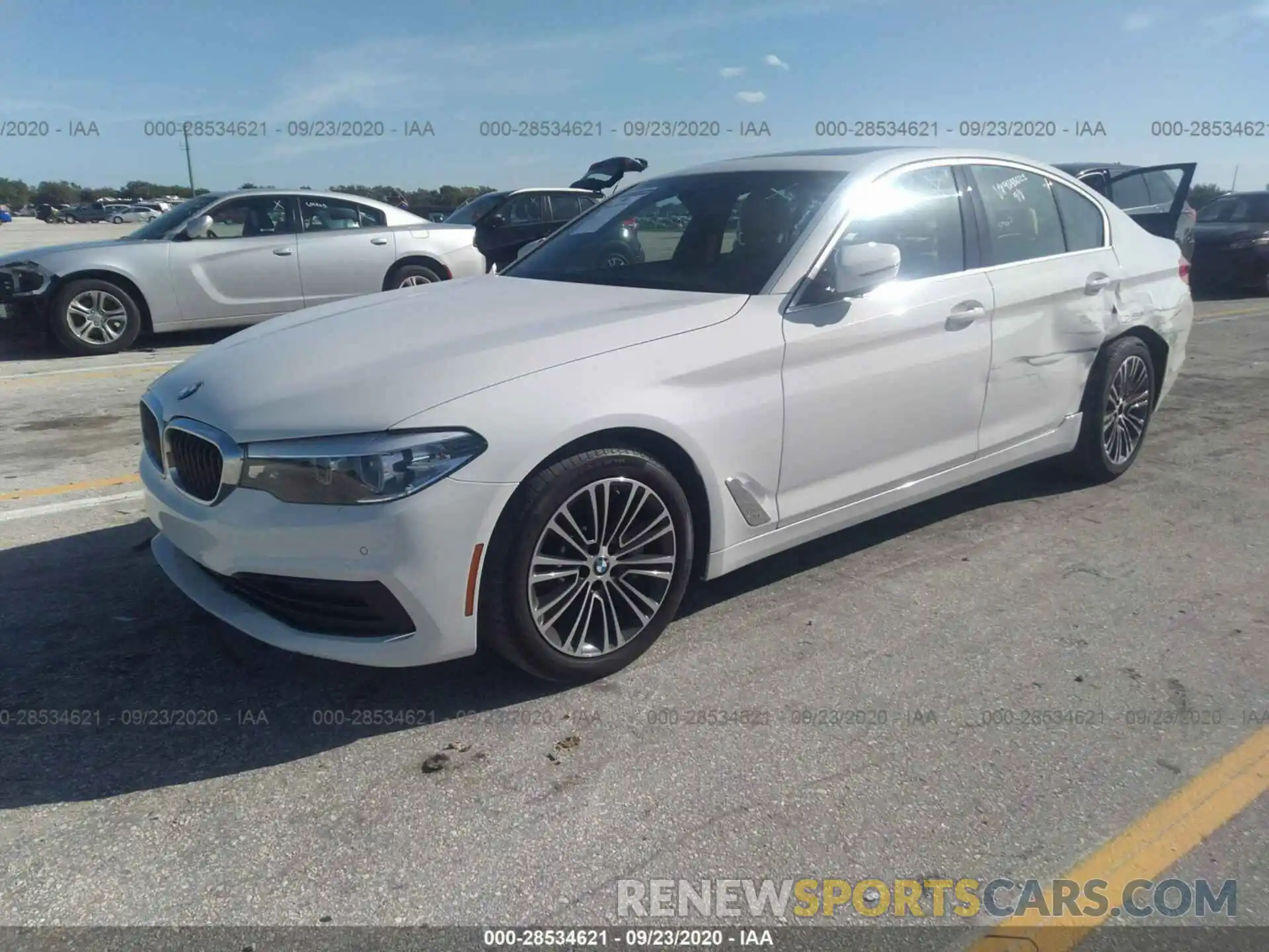 2 Photograph of a damaged car WBAJA7C54KWW19103 BMW 5 SERIES 2019