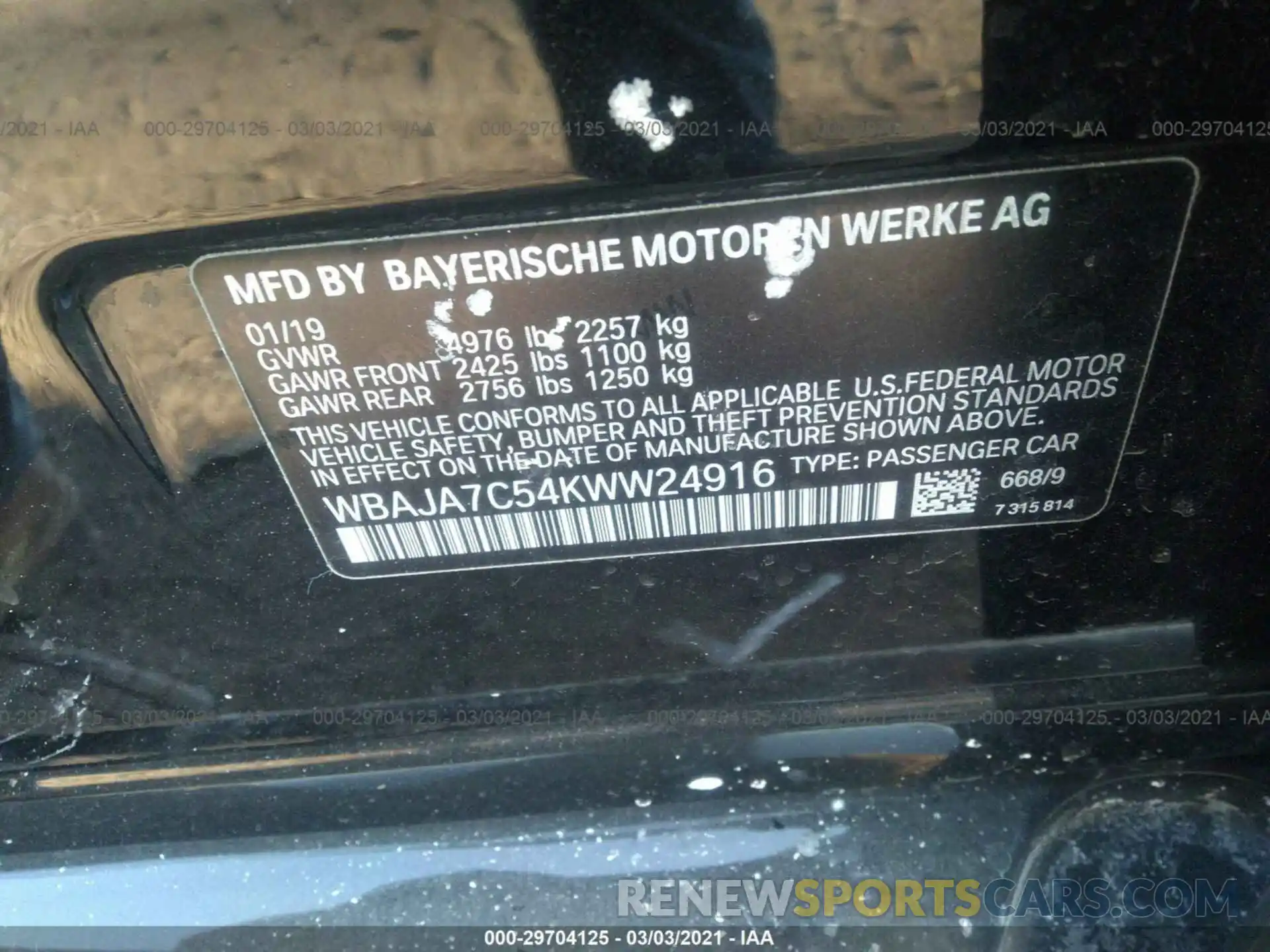 9 Photograph of a damaged car WBAJA7C54KWW24916 BMW 5 SERIES 2019