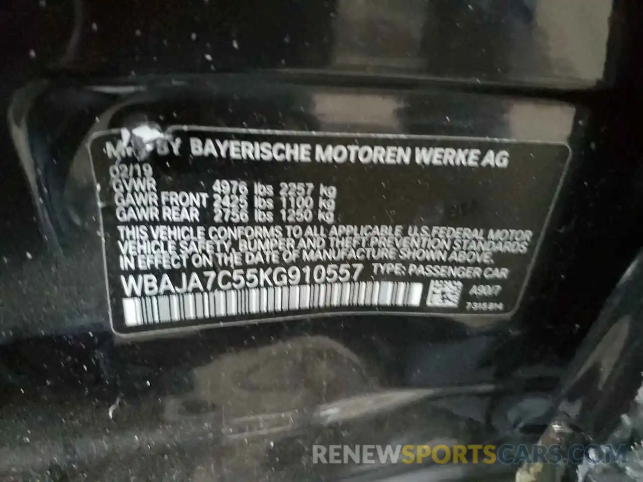 12 Photograph of a damaged car WBAJA7C55KG910557 BMW 5 SERIES 2019