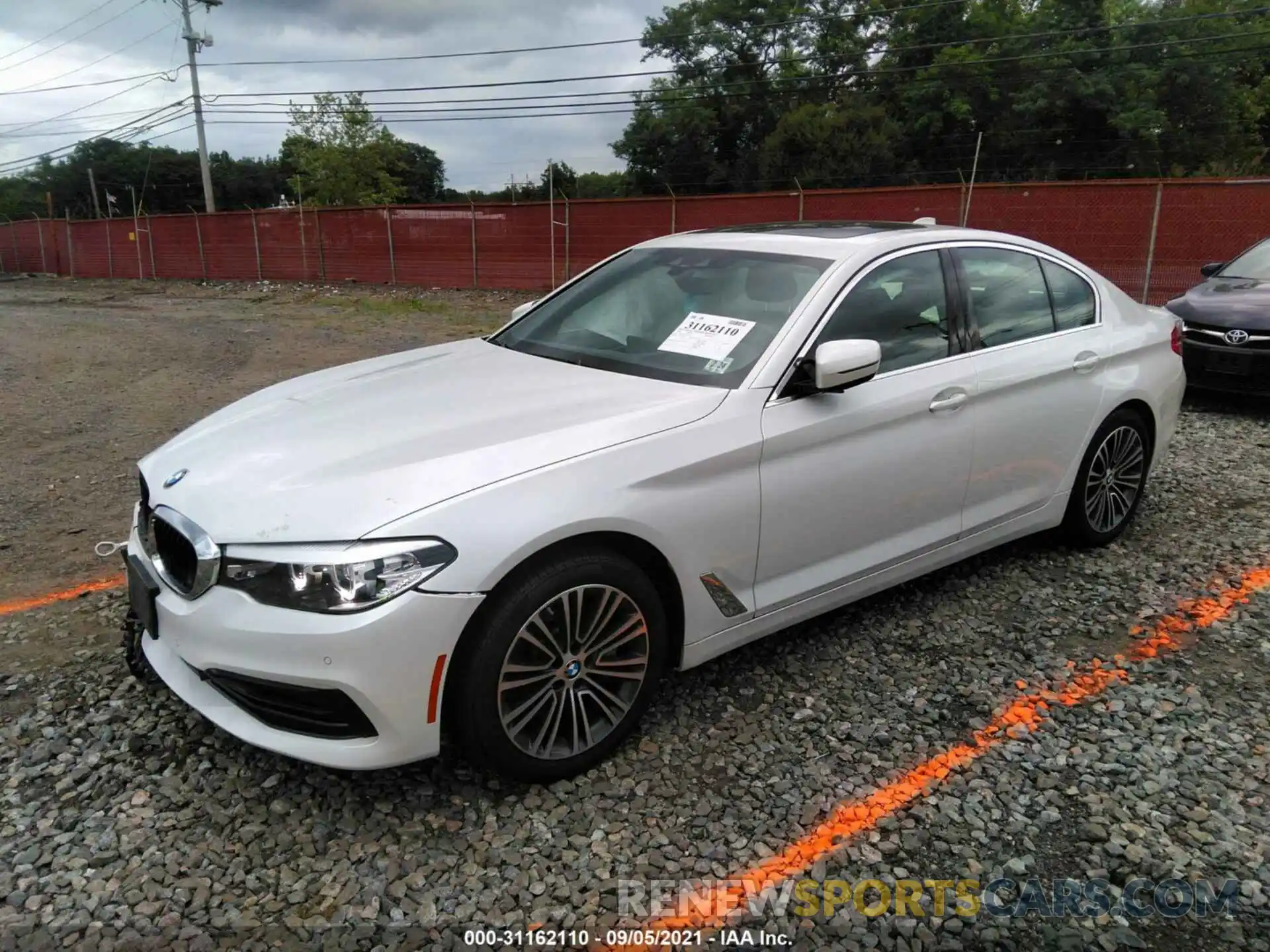 2 Photograph of a damaged car WBAJA7C55KG911174 BMW 5 SERIES 2019