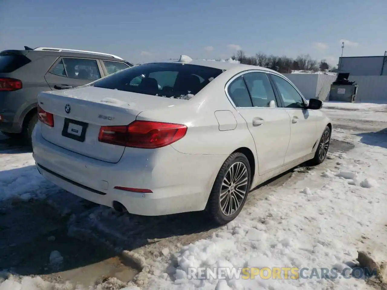 4 Photograph of a damaged car WBAJA7C55KG911532 BMW 5 SERIES 2019