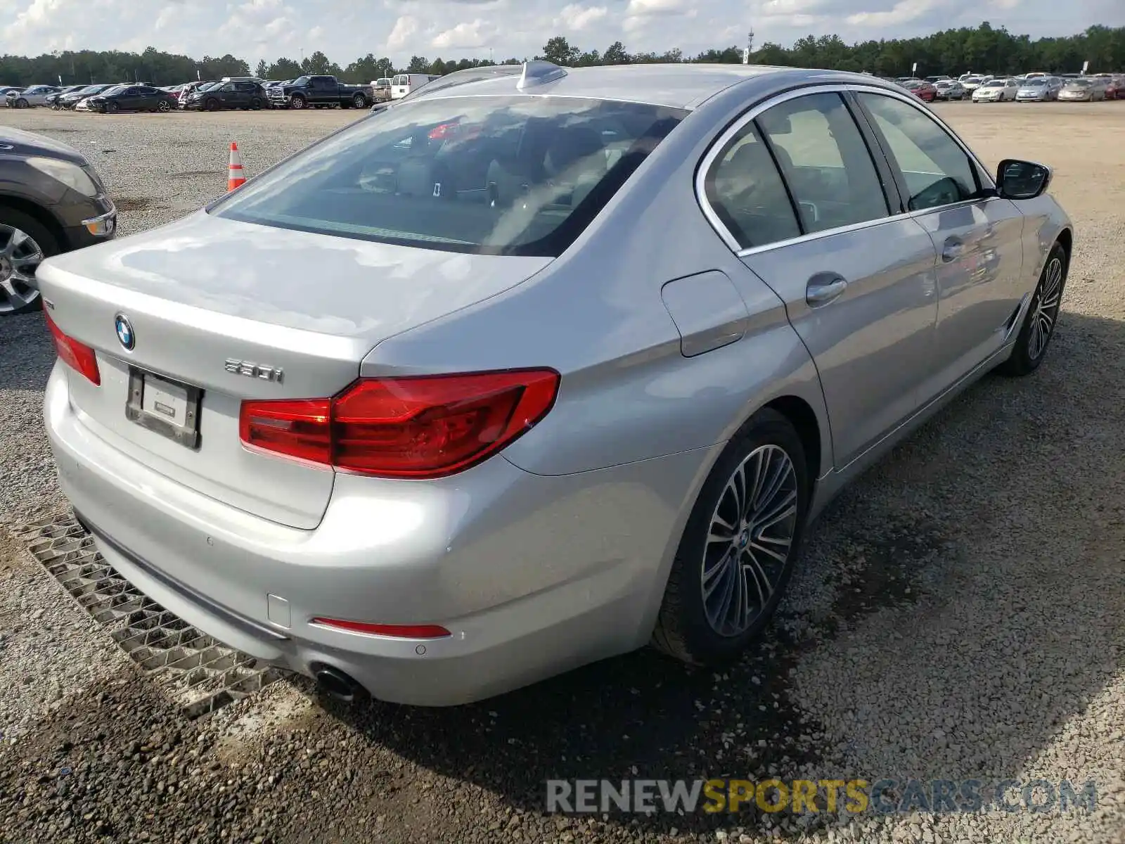 4 Photograph of a damaged car WBAJA7C55KG912230 BMW 5 SERIES 2019