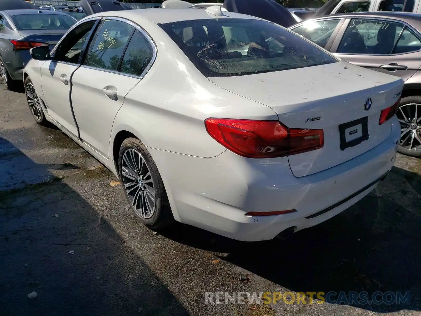 3 Photograph of a damaged car WBAJA7C55KG912583 BMW 5 SERIES 2019